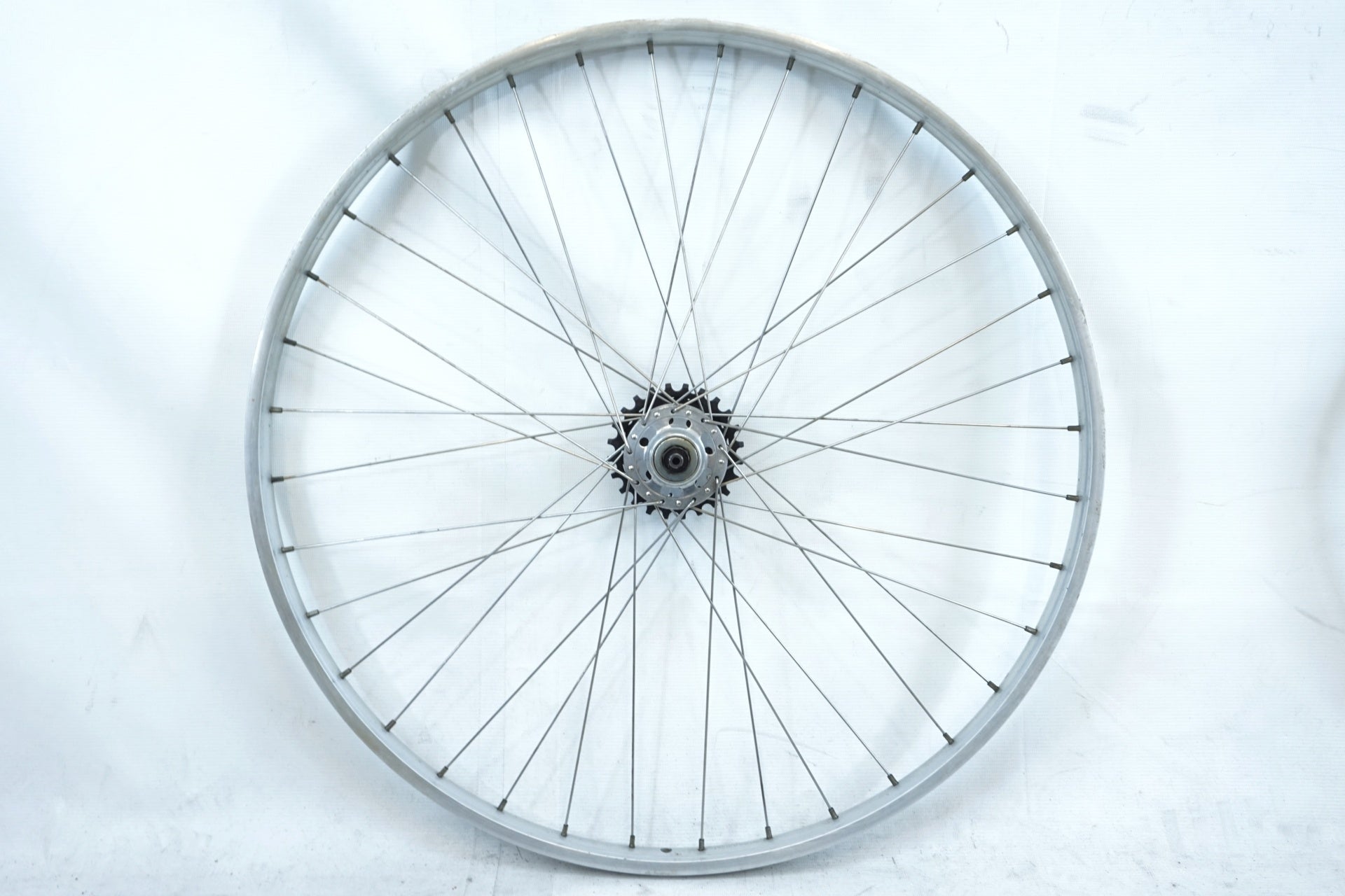 SHIMANO 「シマノ」 600 ハブ ARAYA リム ボスフリー 5S ホイール