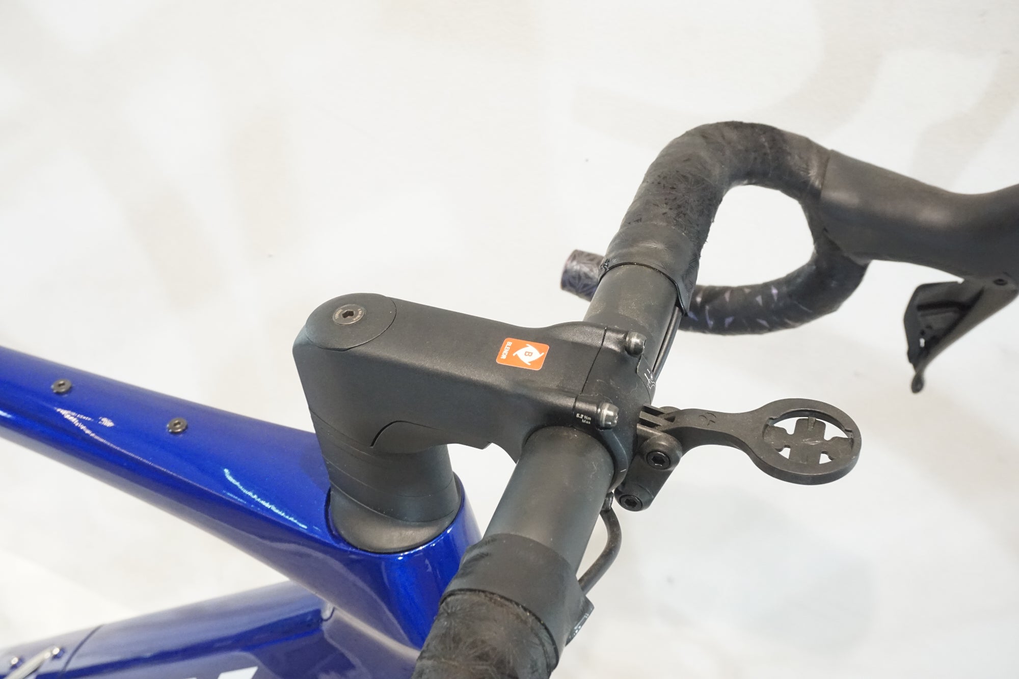 TREK 「トレック」 DOMANE SL6 DISC 2023年モデル ロードバイク / 横浜戸塚店