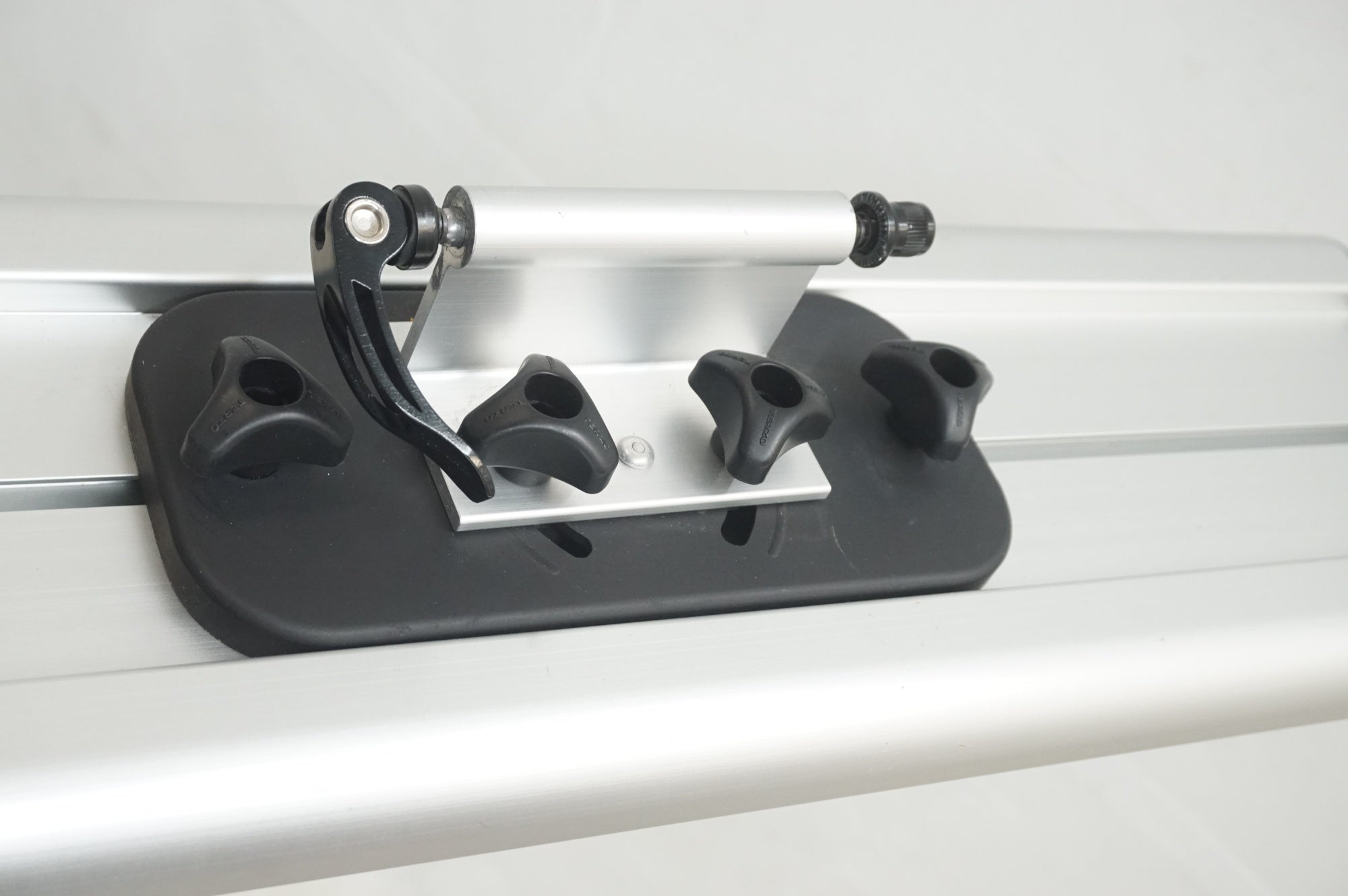 TERZO 「テルッツォ」 EC23M サイクルスタンド / 福岡店