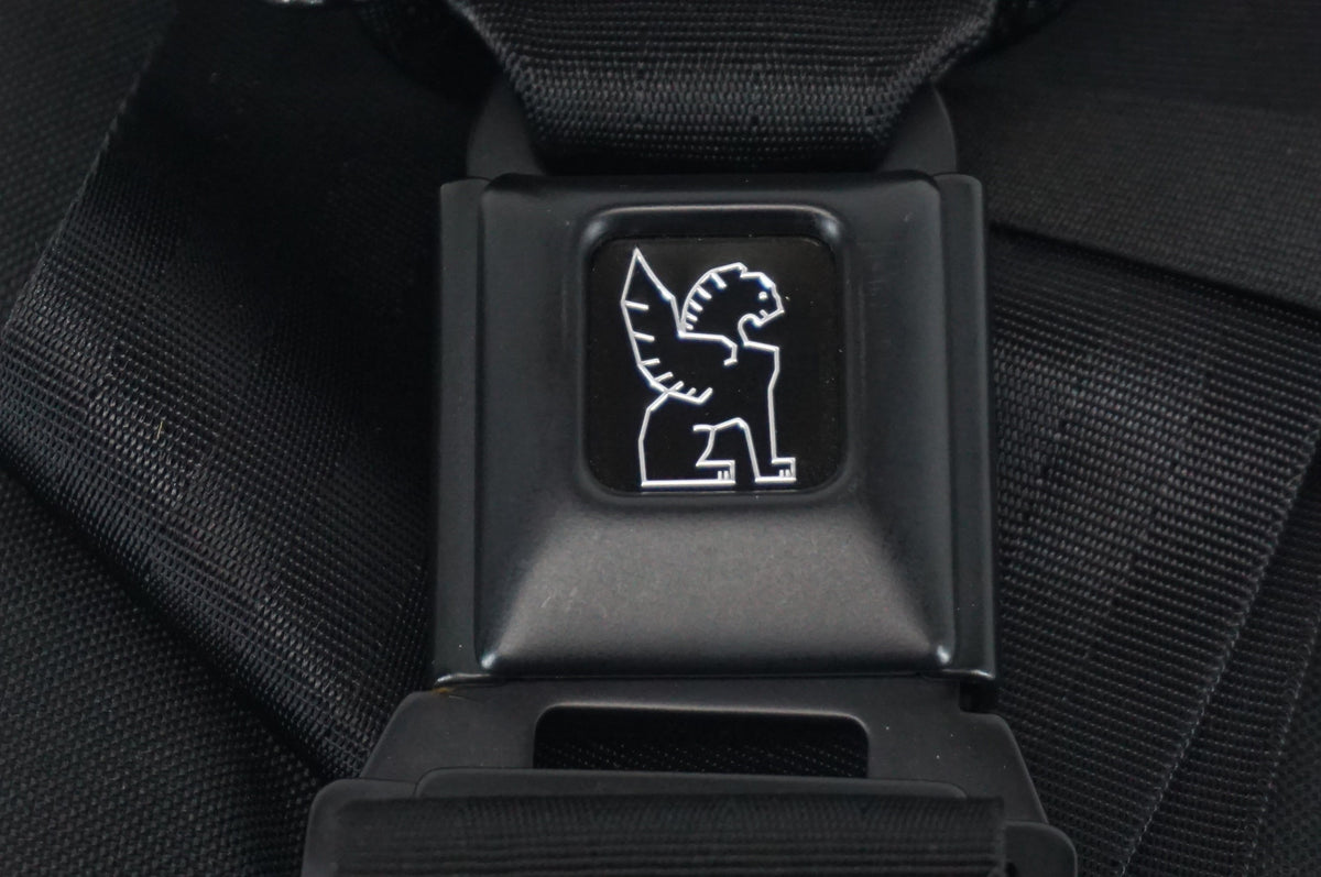 CHROME INDUSTRIES 「クローム」 KADET 5L ショルダーバッグ / 阪急塚口店