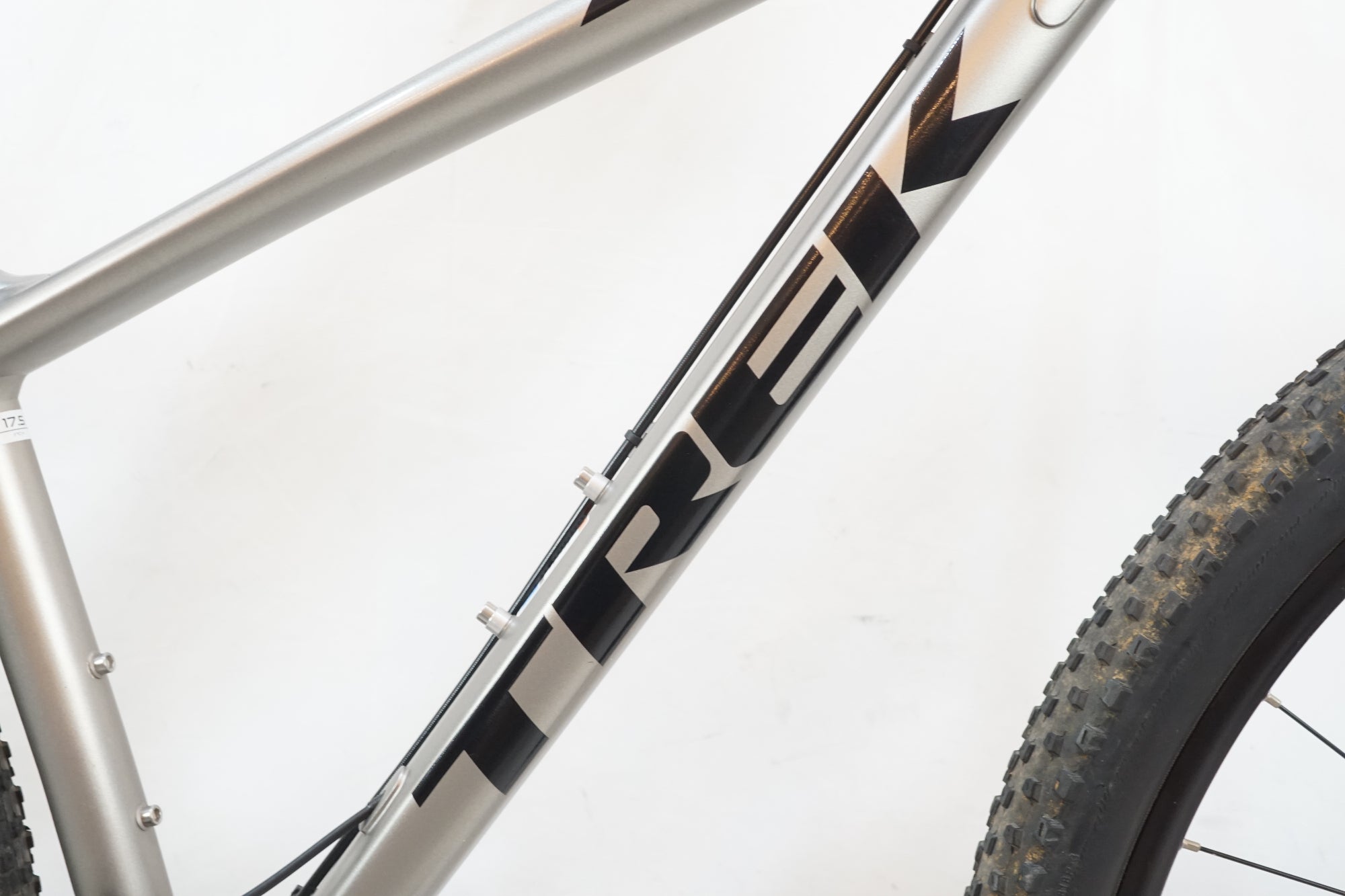 TREK 「トレック」 XCALIBER 8 2019年モデル マウンテンバイク / バイチャリ浦和ベース