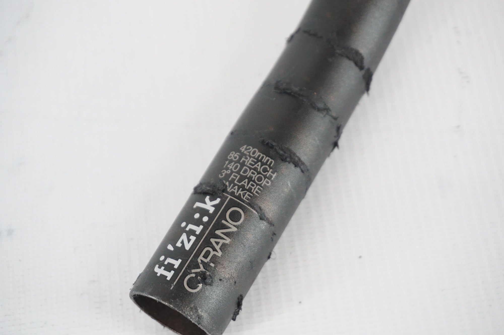 FIZIK 「フィジーク」 CYRANO R3 Φ31.8 420mm ハンドル / 阪急塚口店