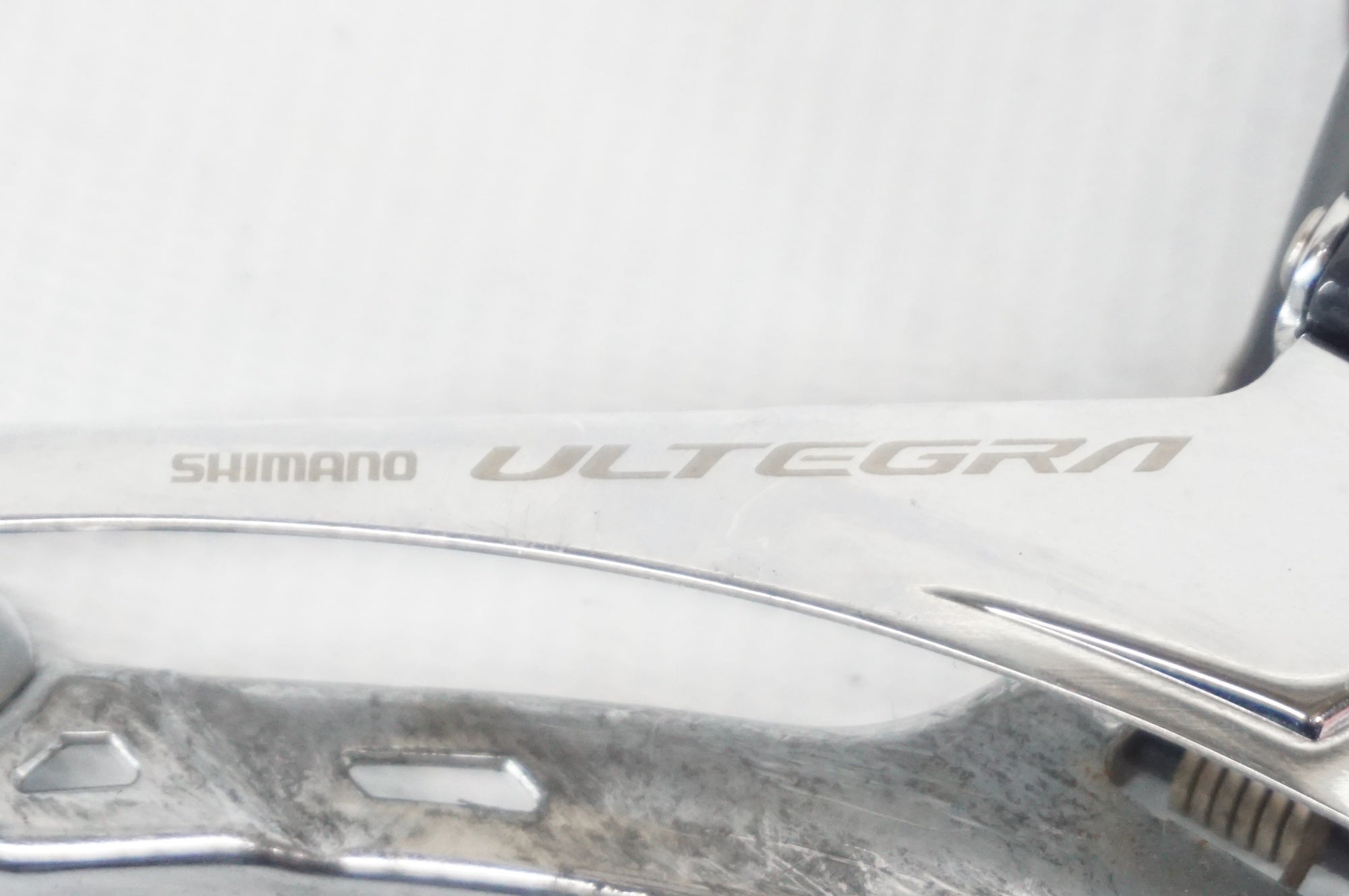 SHIMANO 「シマノ」 ULTEGRA FD-R8050 フロントディレイラー / 阪急