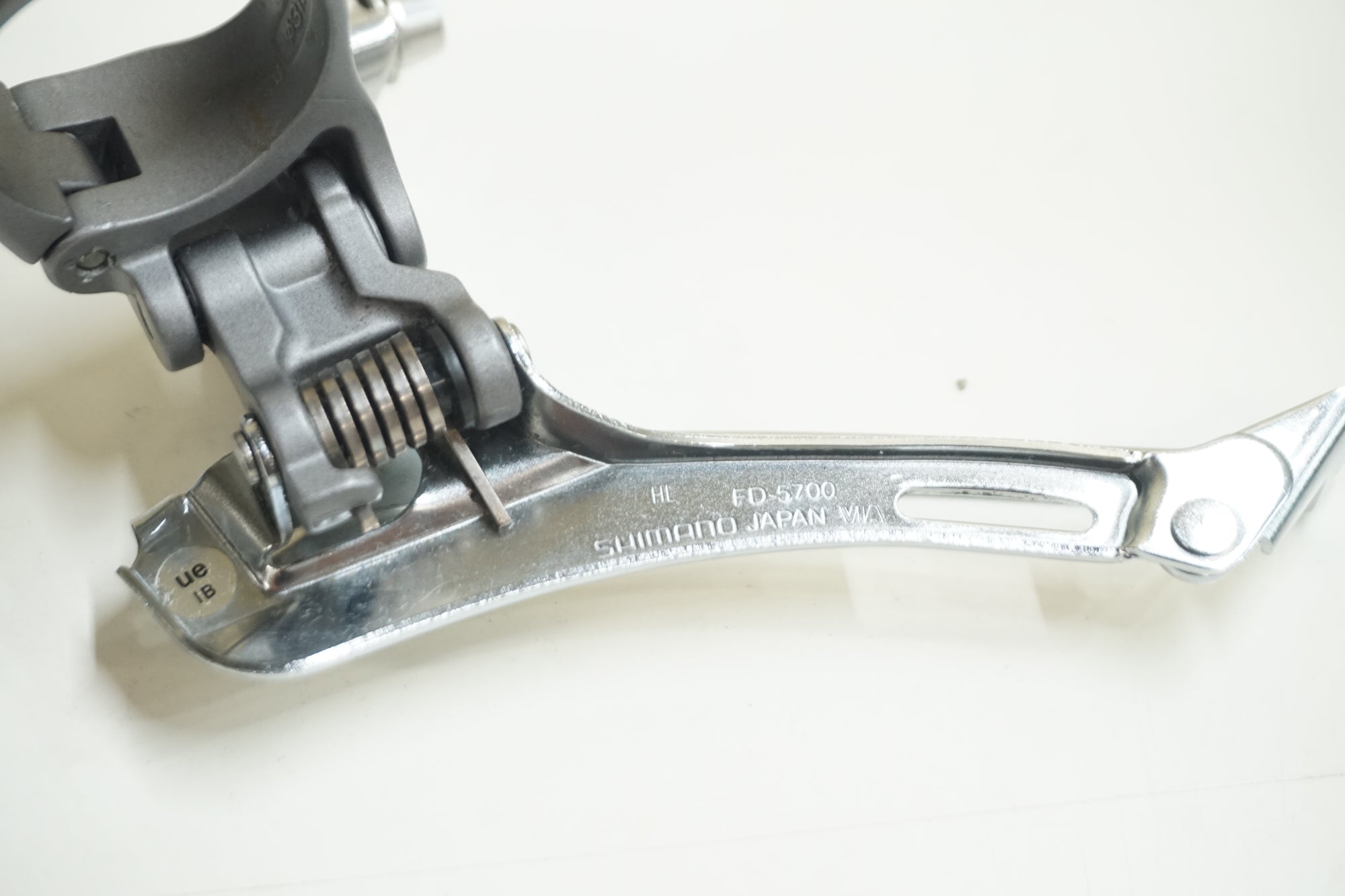 SHIMANO 「シマノ」 105 FD-5700 フロントディレイラー / 大宮店