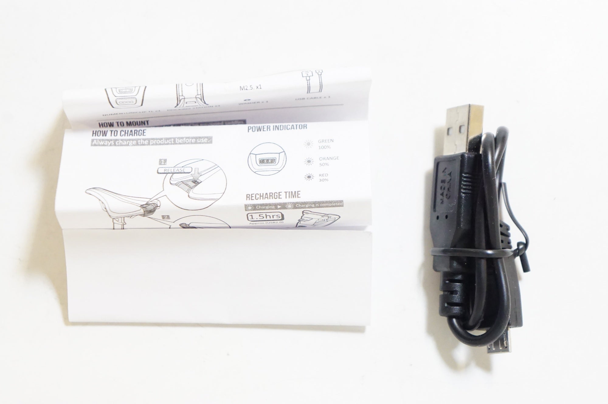 GIANT 「ジャイアント」 NUMEN+ UNICLIP TL リアライト / 熊谷本店