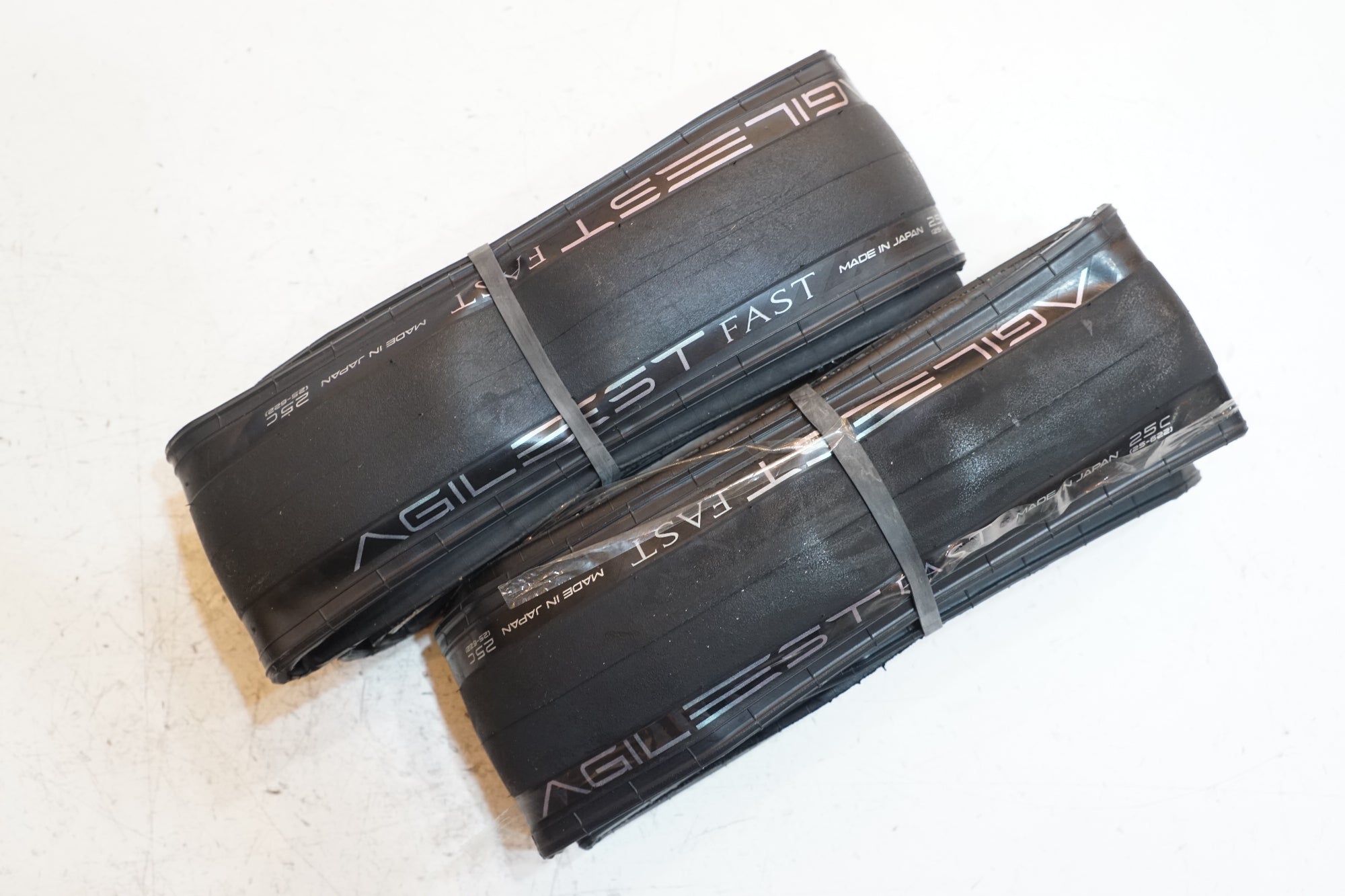 PANARACER 「パナレーサー」 AGILEST TLR 700x25C タイヤ / バイチャリ浦和ベース