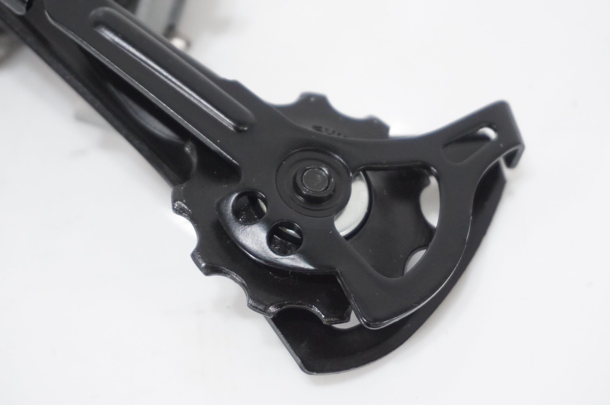 SHIMANO 「シマノ」 ALVIO RD-T4000 リアディレイラー / AKIBA店