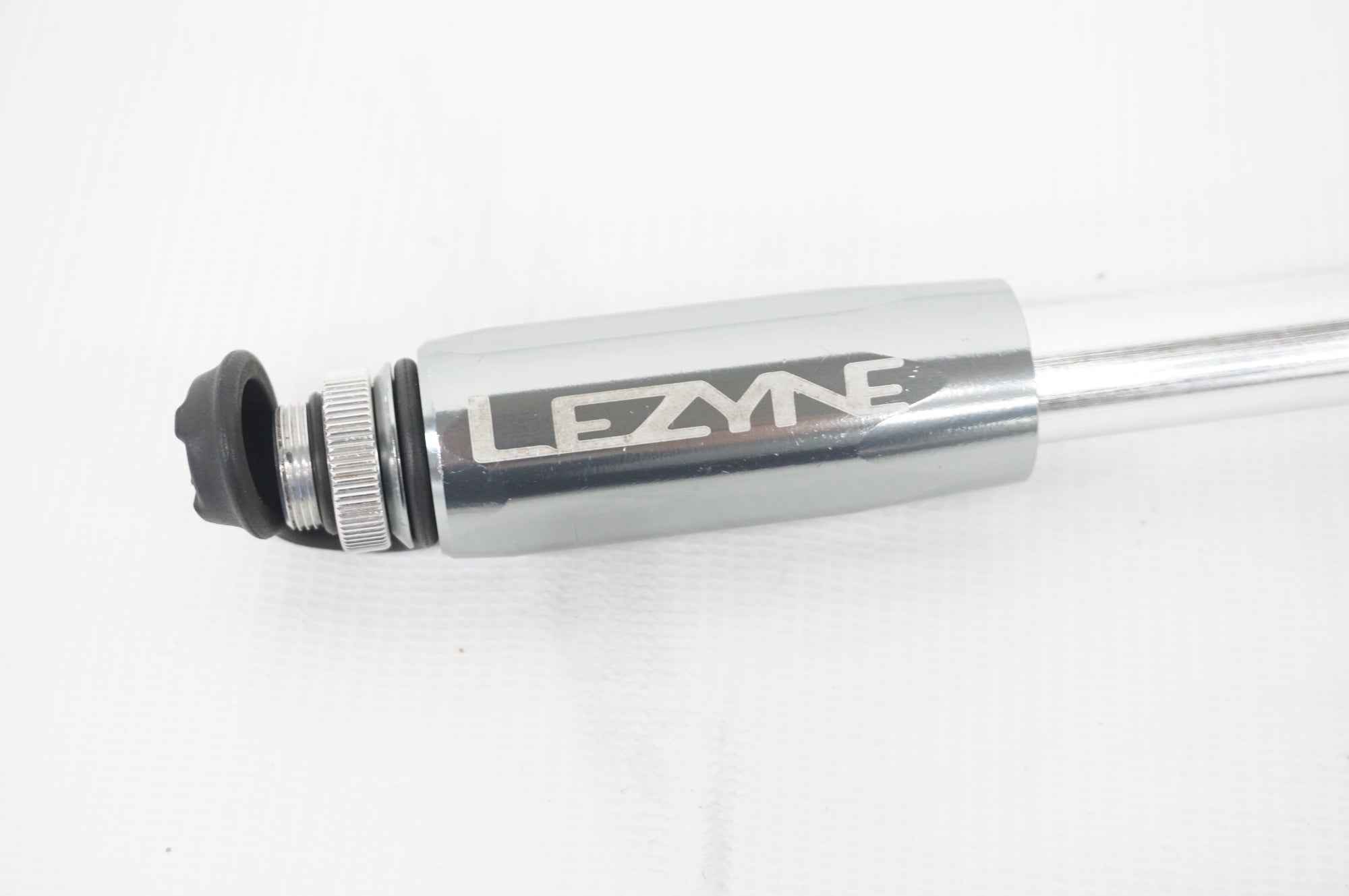 LEZYNE 「レザイン」 ROAD DRIVE CFH 仏式 携帯ポンプ / 阪急塚口店