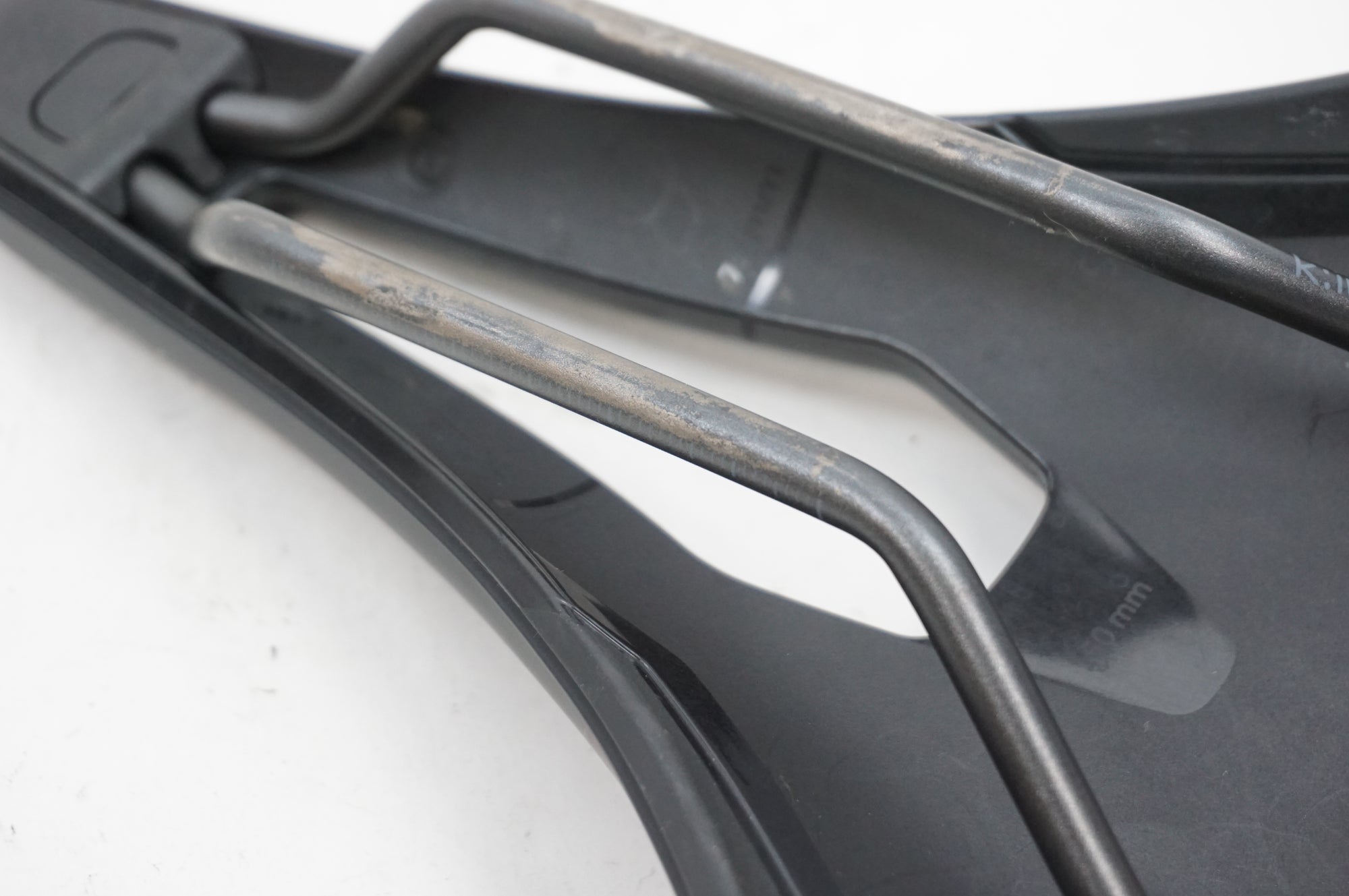 fizik 「フィジーク」 ARGO VENTO R3 サドル / 川越店