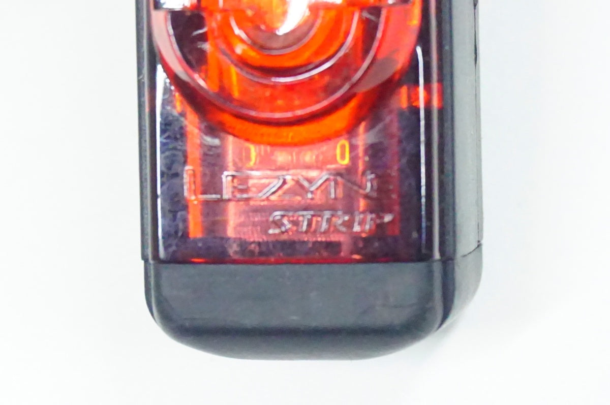 LEZYNE 「レザイン」 STRIP PRO ALERT 300 PRO リアライト / 名古屋大須店