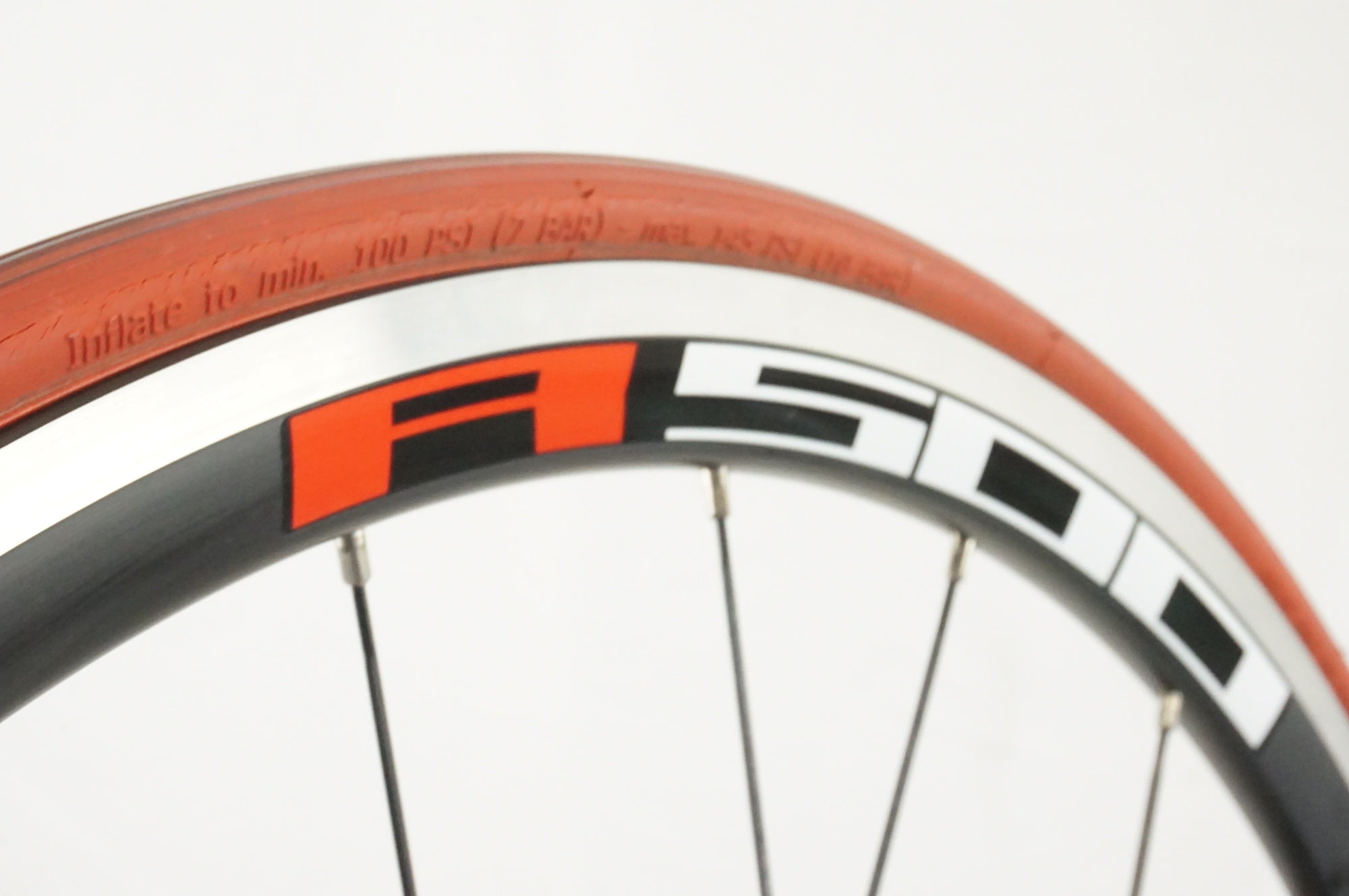 SHIMANO 「シマノ」 WH-R501-30 シマノ 10速 リアホイール / 宇都宮店