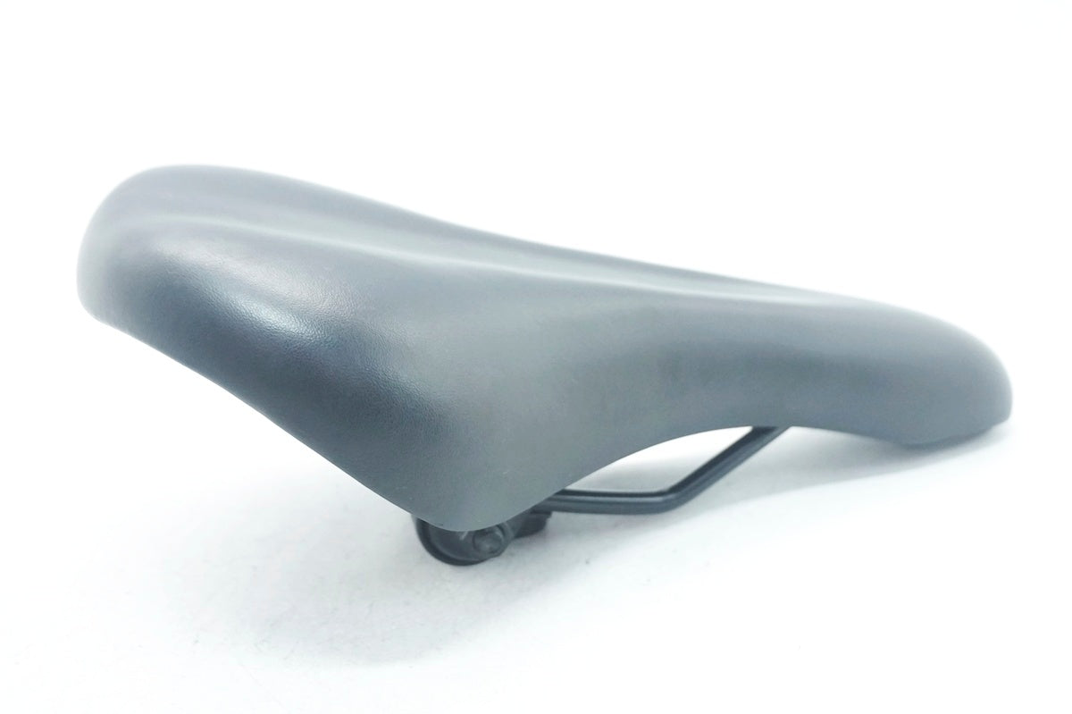 SELLE ROYAL 「セラロイヤル」 サドル / 大阪門真店