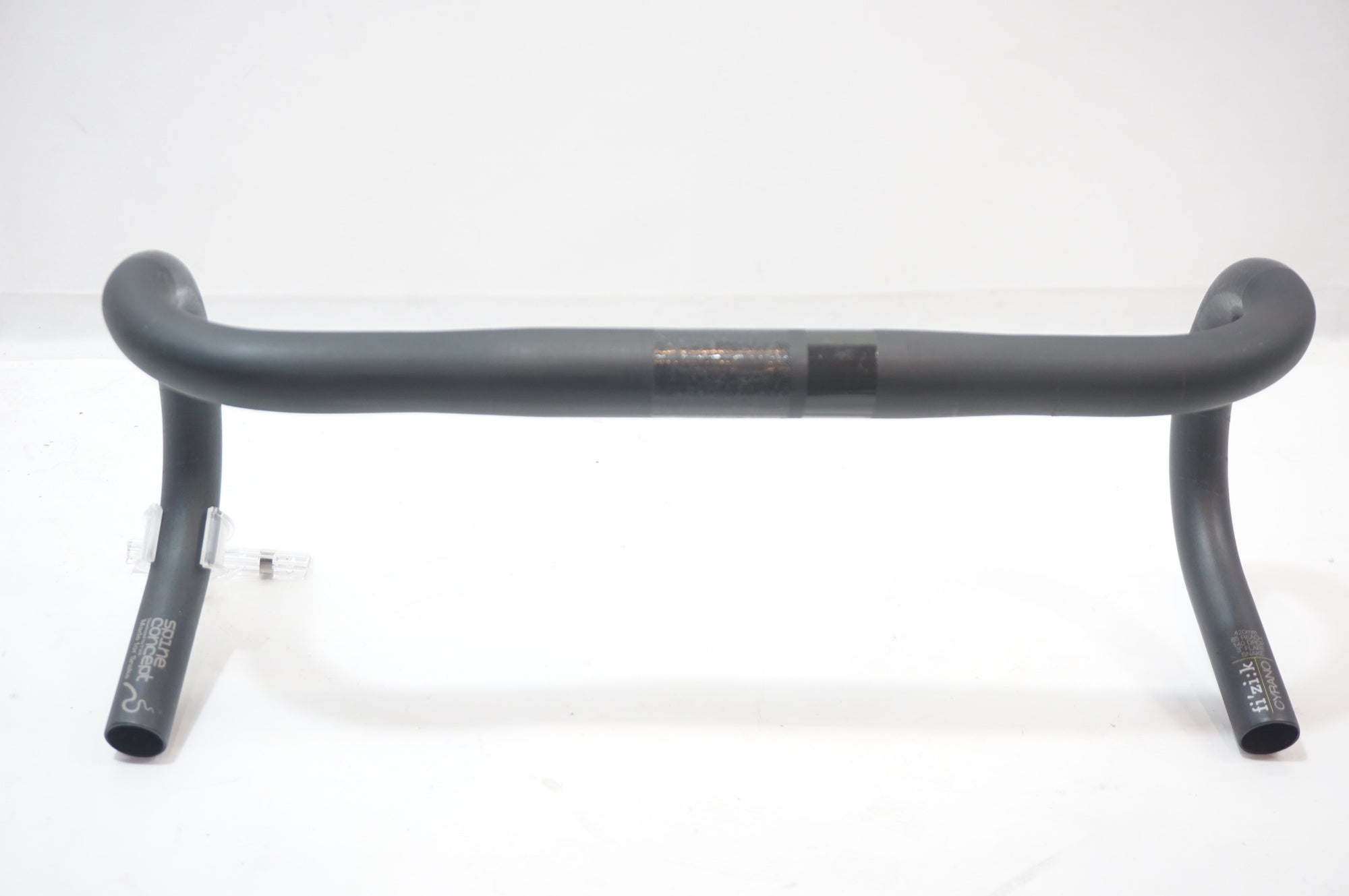 フィジークCYRANO ブル　420ミリハンドル FIZIK 「フィジーク」 CYRANO 00 Φ31.8 420mm ハンドル / 世田谷店