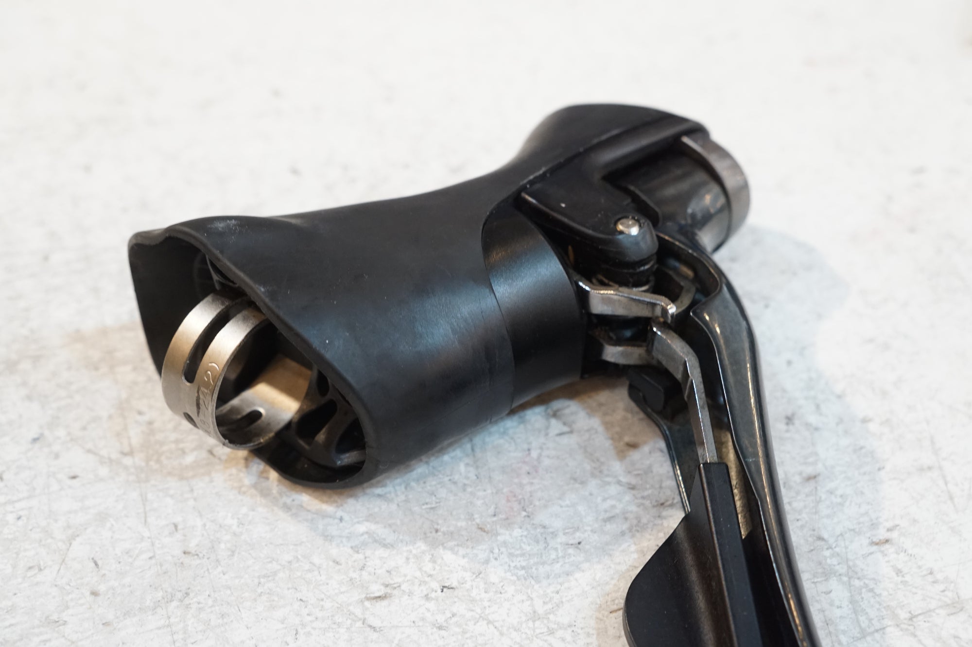 SHIMANO 「シマノ」 TIAGRA ST-4700 デュアルコントロールレバー / バイチャリ浦和ベース