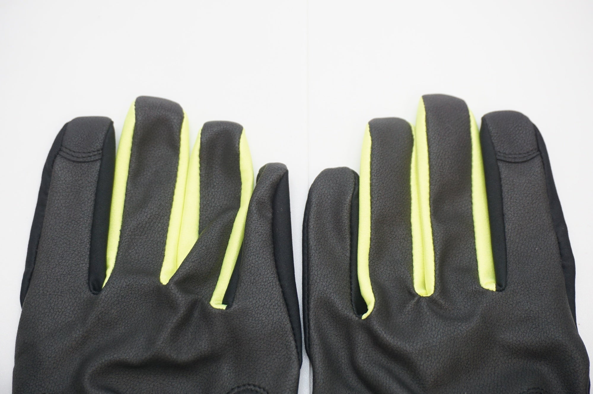 KAPELMUUR 「カペルミュール」 サイズM グローブ / 福岡アイランドシティ店