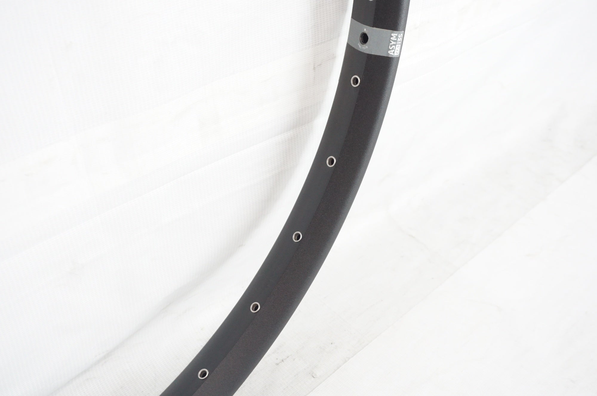 WTB 「ダブリューティービー」 ASYM i35 27.5 リム / 阪急塚口店