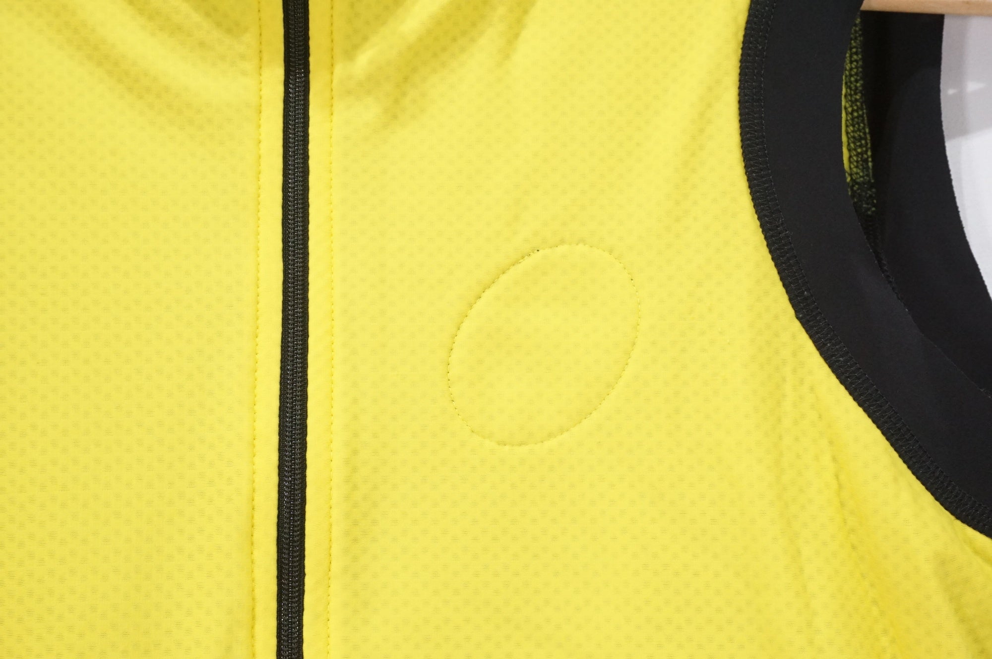 ASSOS 「アソス」 Mサイズ ベスト / AKIBA店