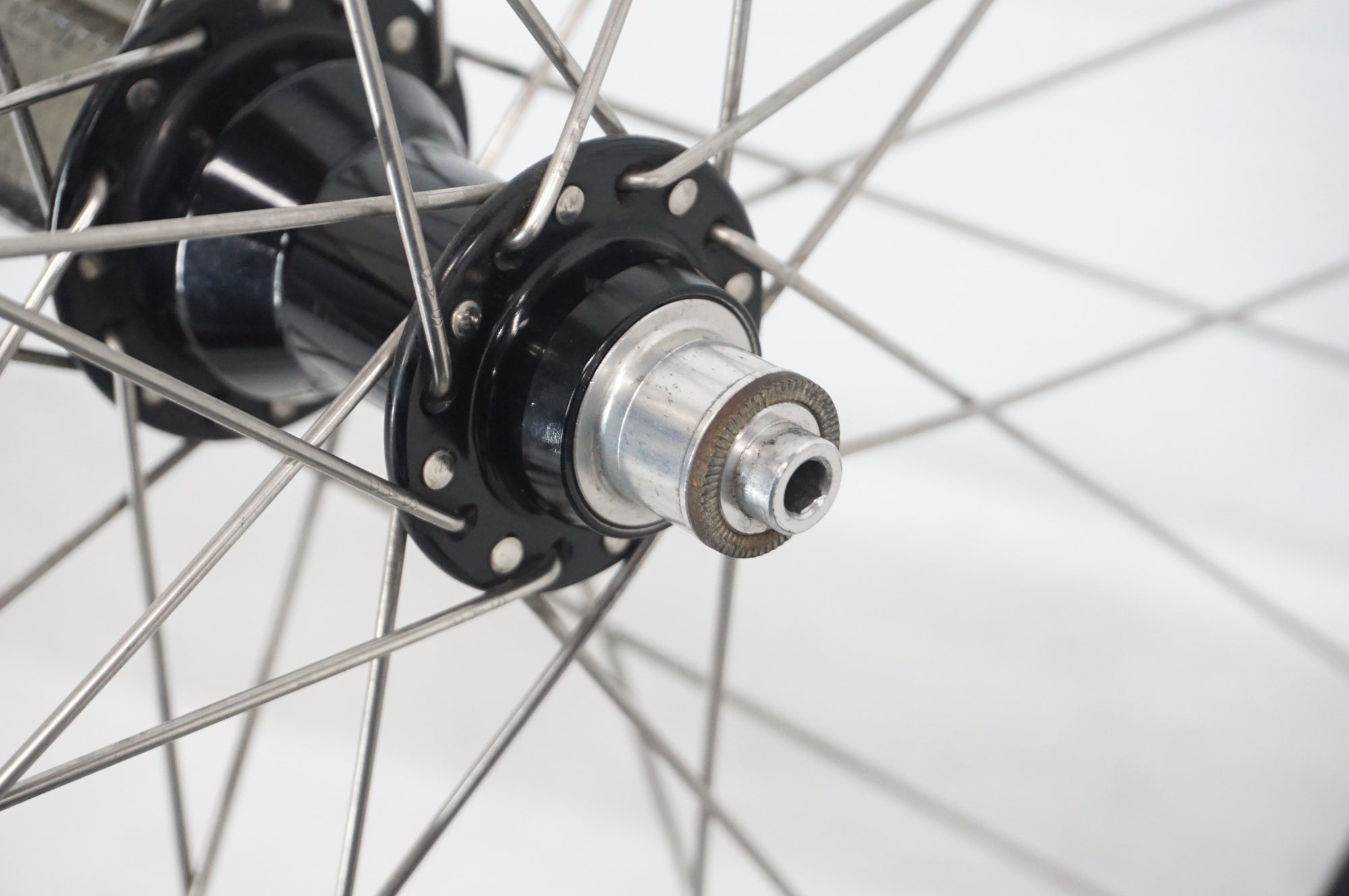 TNI 「ティーエヌアイ」 ハブ/AMBROSIO リム カンパフリー ホイールセット / 阪急塚口店