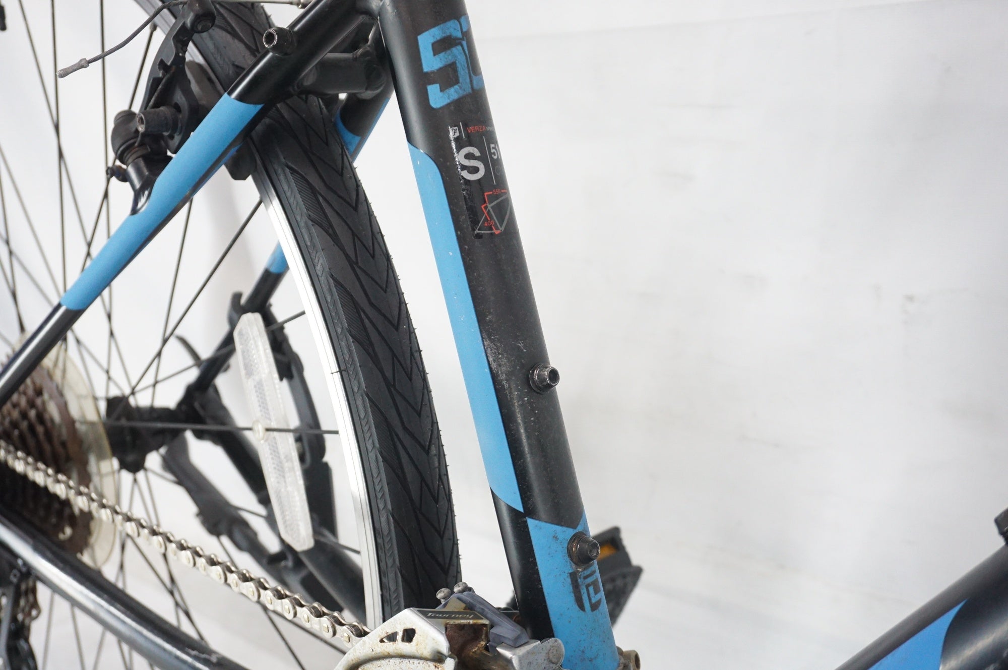 フェルト　マウンテン　クロスバイク整備済み　引き取り限定　大阪府 フェルト VERZASPEED 50 クロスバイク 24段変速 [25 VERZASPEED 50