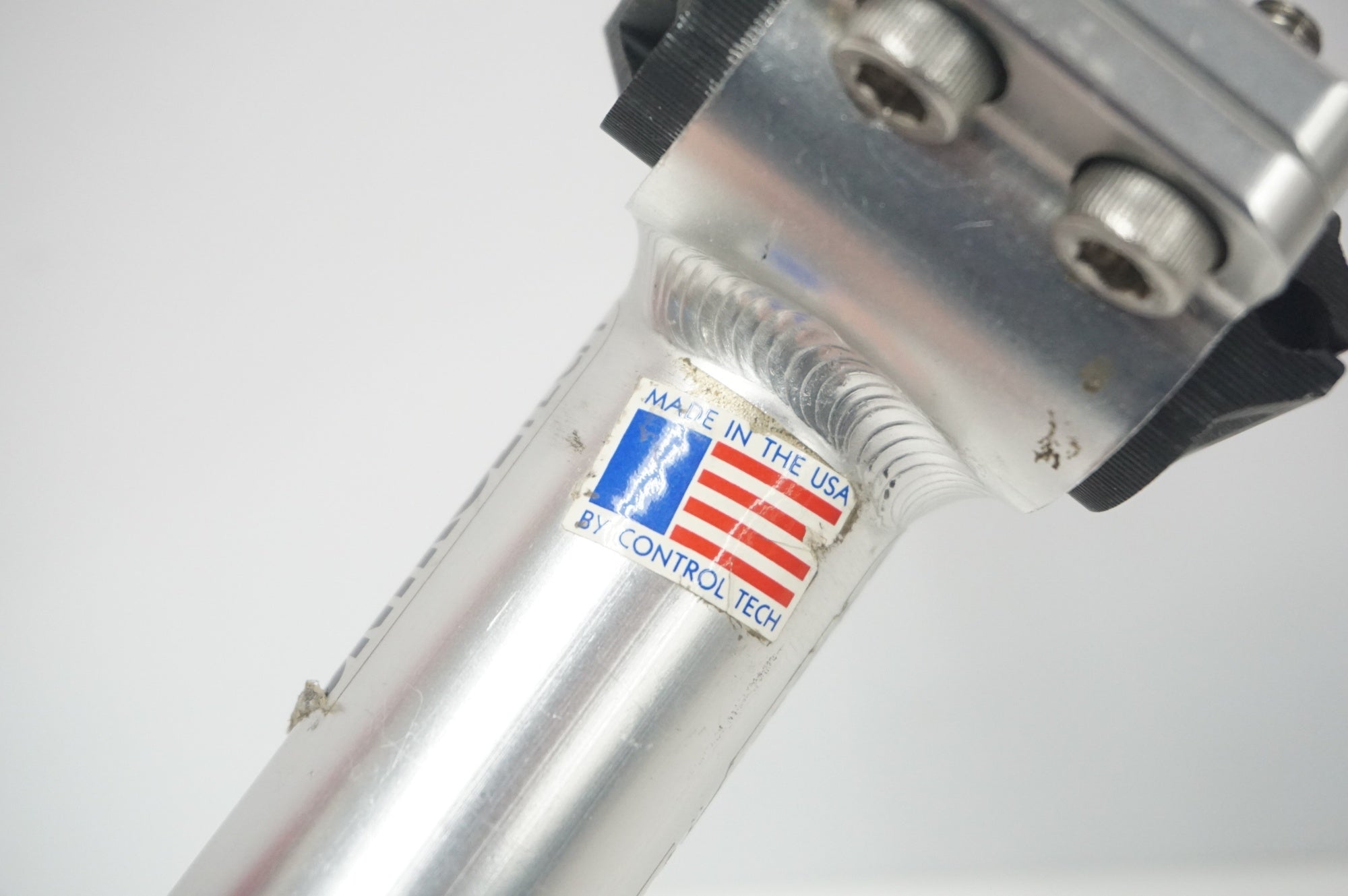 CONTROLTECH 「コントロールテック」 φ27.2 235mm シートポスト / 福岡