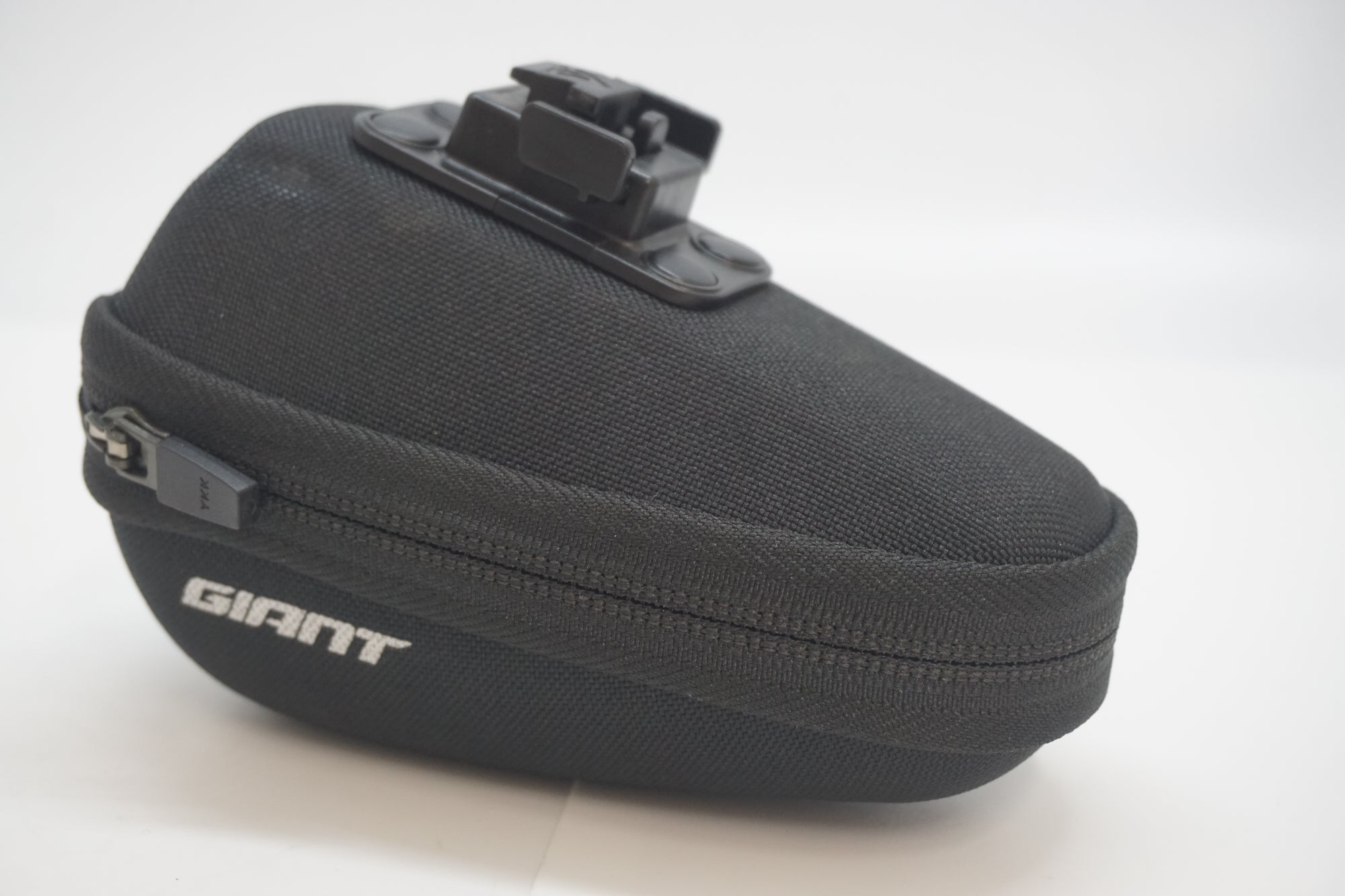 GIANT 「ジャイアント」 SHADOW UNICLIP SEAT BAG サドルバッグ / 福岡店