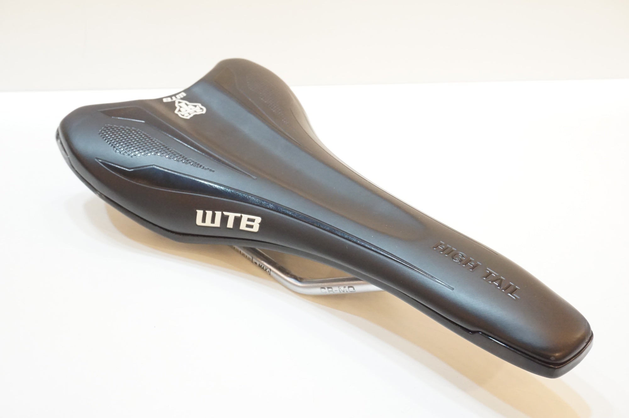 WTB 「ダブリューティービー」 HIGH TAIL PRO Sサイズ サドル / 浦和ベース