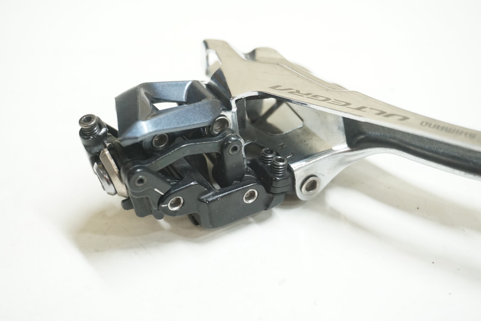 SHIMANO 「シマノ」 ULTEGRA FD-R8000 フロントディレイラー / 大宮店