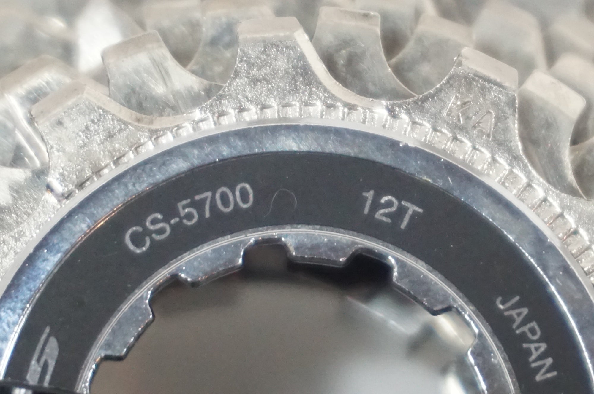 SHIMANO 「シマノ」 105 CS-5700 12-25T スプロケット / 世田谷店