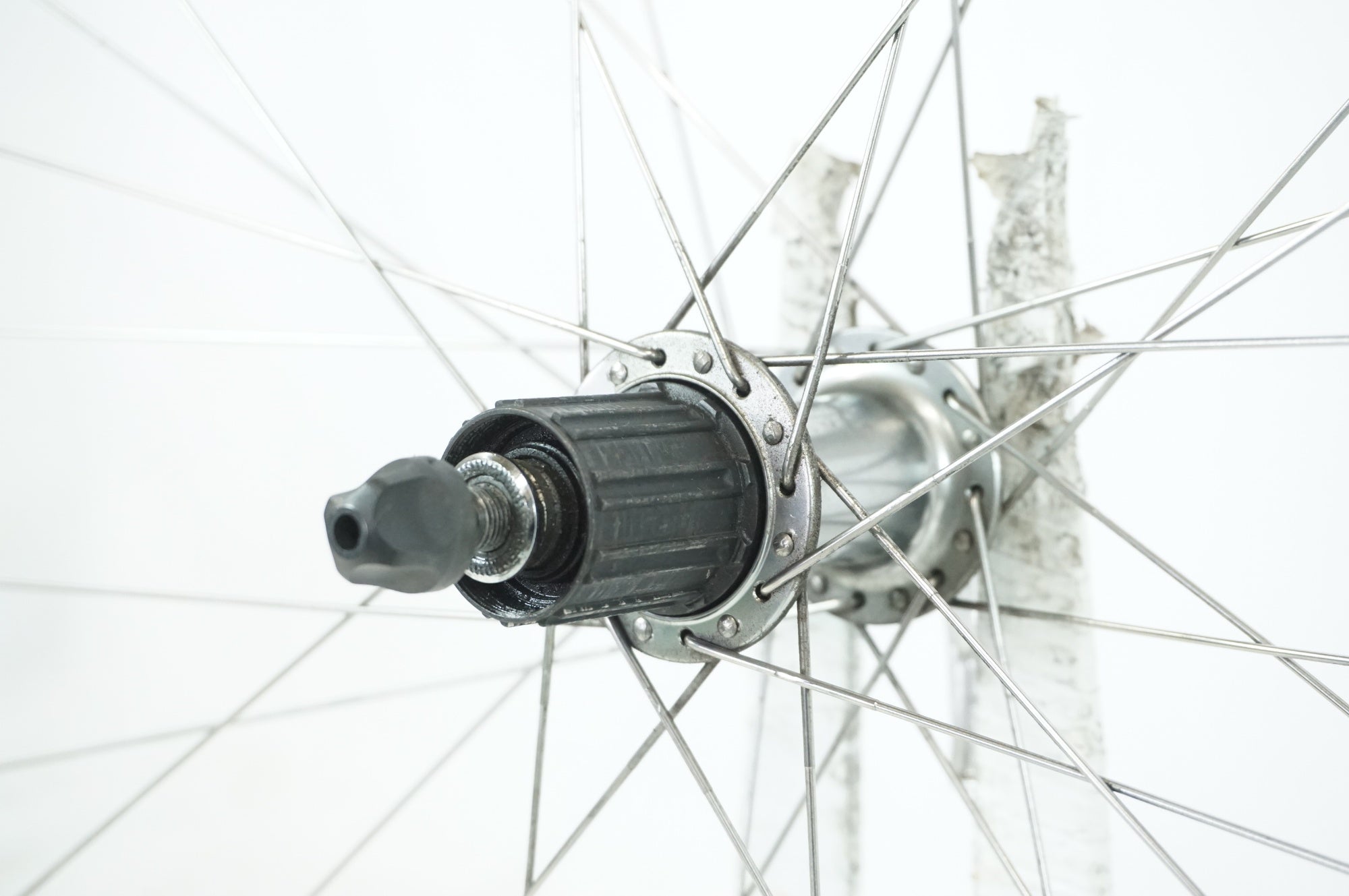AMBROSIO 「アンブロッシオ」 MONTREAL リム SHIMANO 6700 ハブ