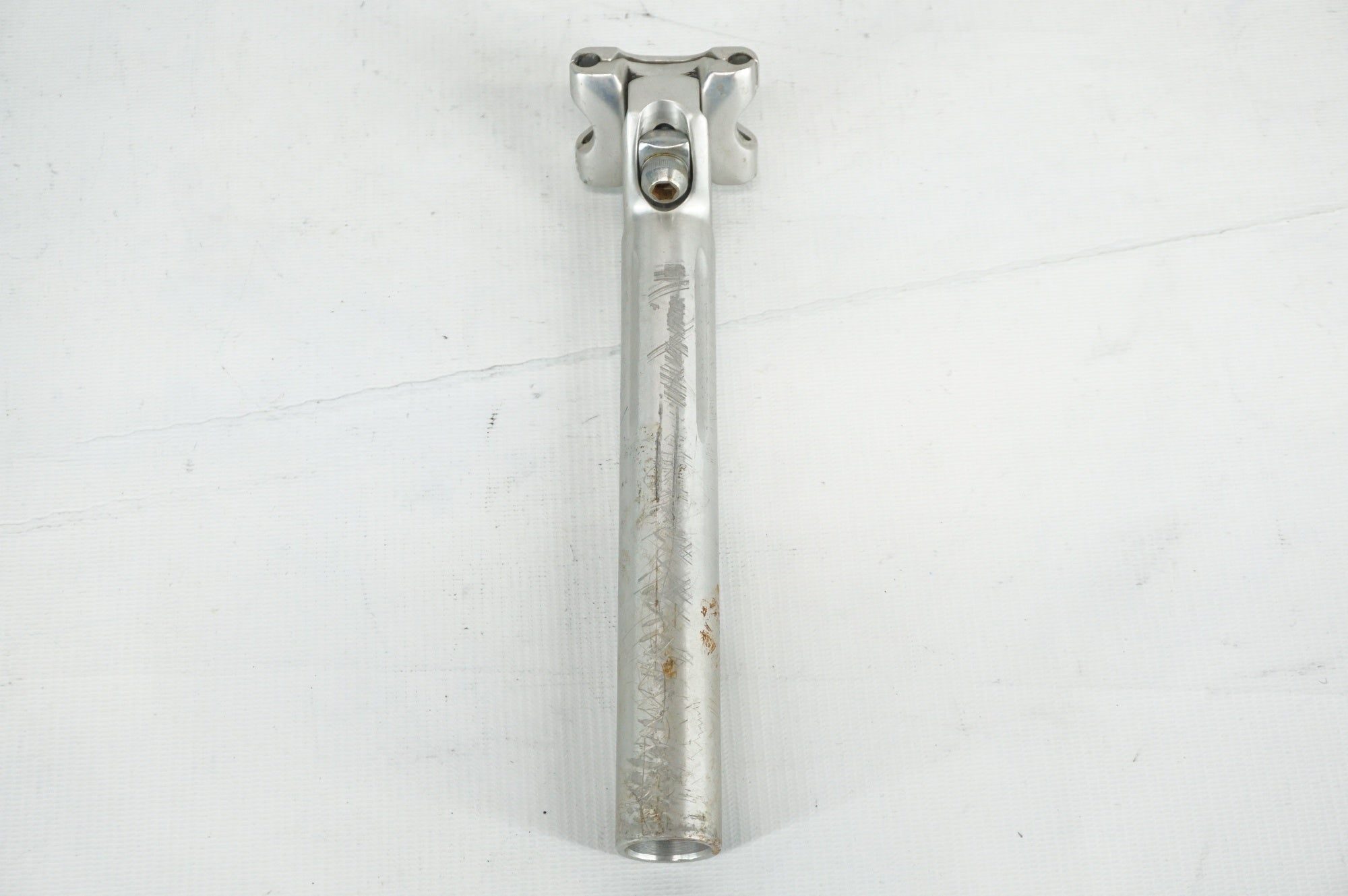 SHIMANO 「シマノ」 DURA-ACE Φ26.8 200mm シートポスト / 阪急塚口店