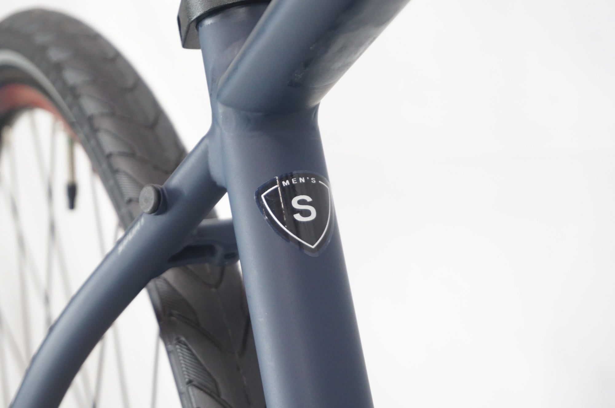 自転車本体 Sirrus 2018 2018年モデルの最新クロスバイク SIRRUS WOMEN入荷！ | BRENDA