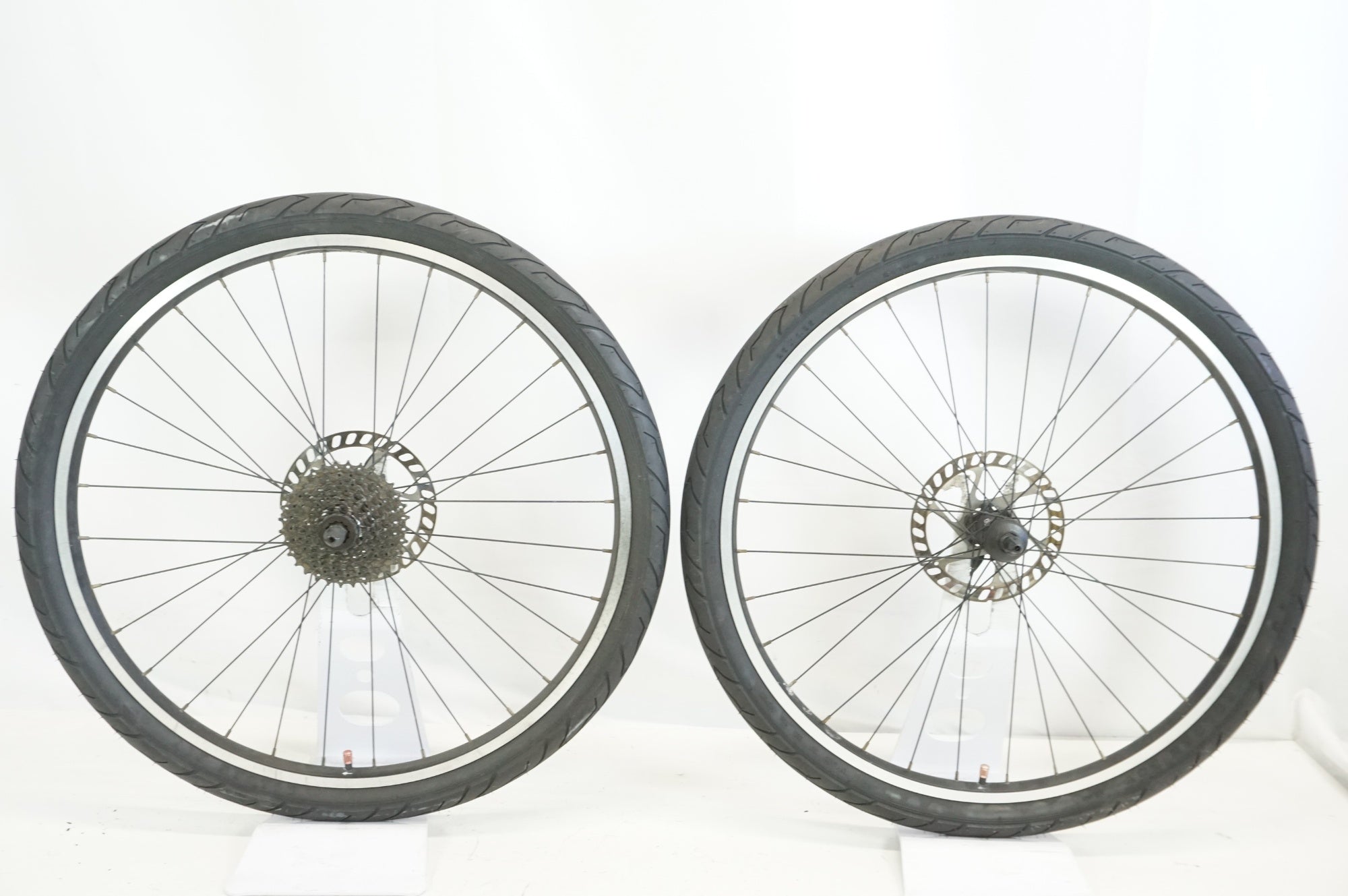 SHIMANO 「シマノ」 DEORE M555 ハブ ALEX RIMS リム 26インチ SHIMANO