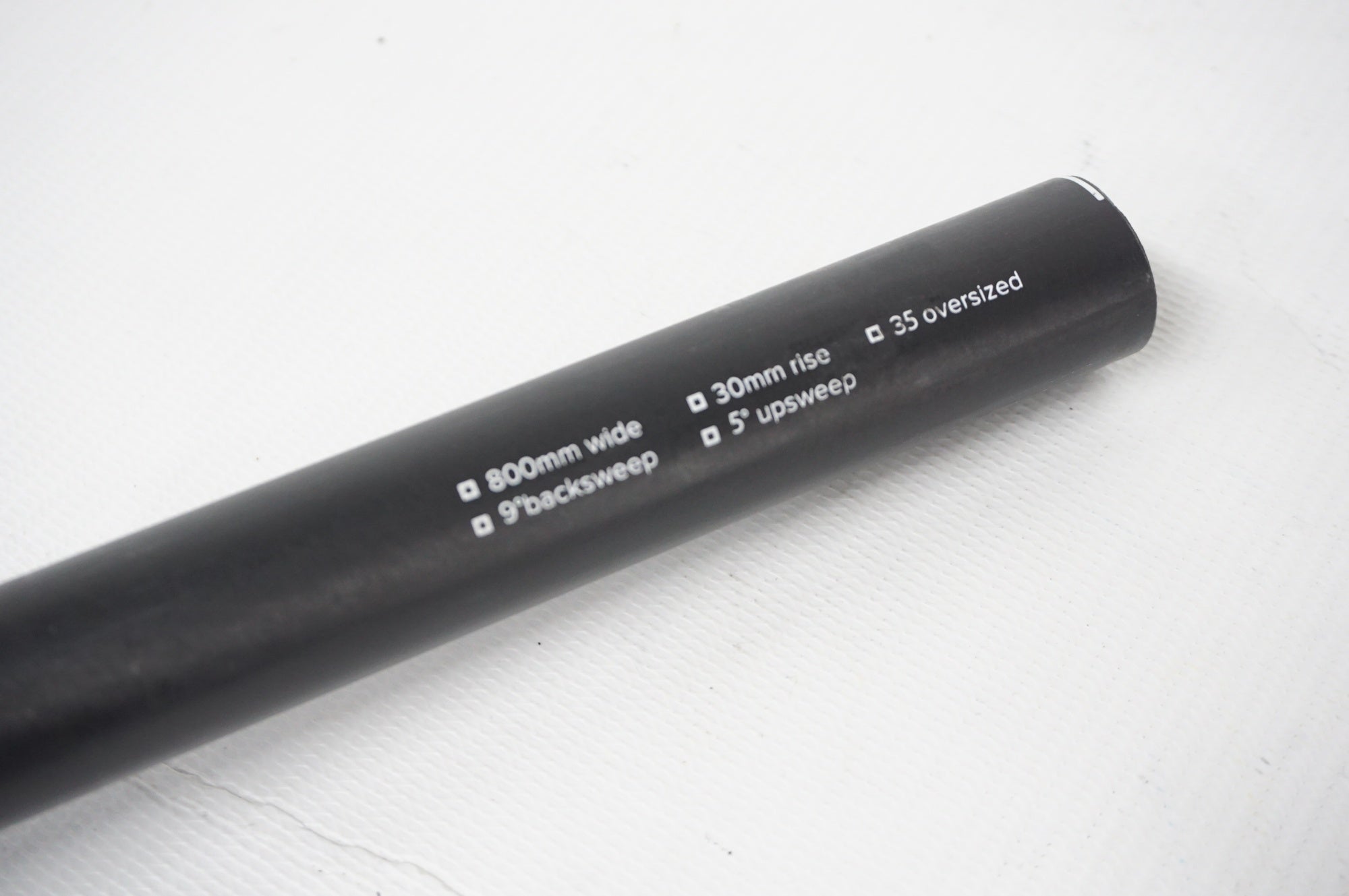 BURGTEC 「バーグテック」 RW CARBON ENDURO Φ35 770mm ハンドル / 阪急塚口店