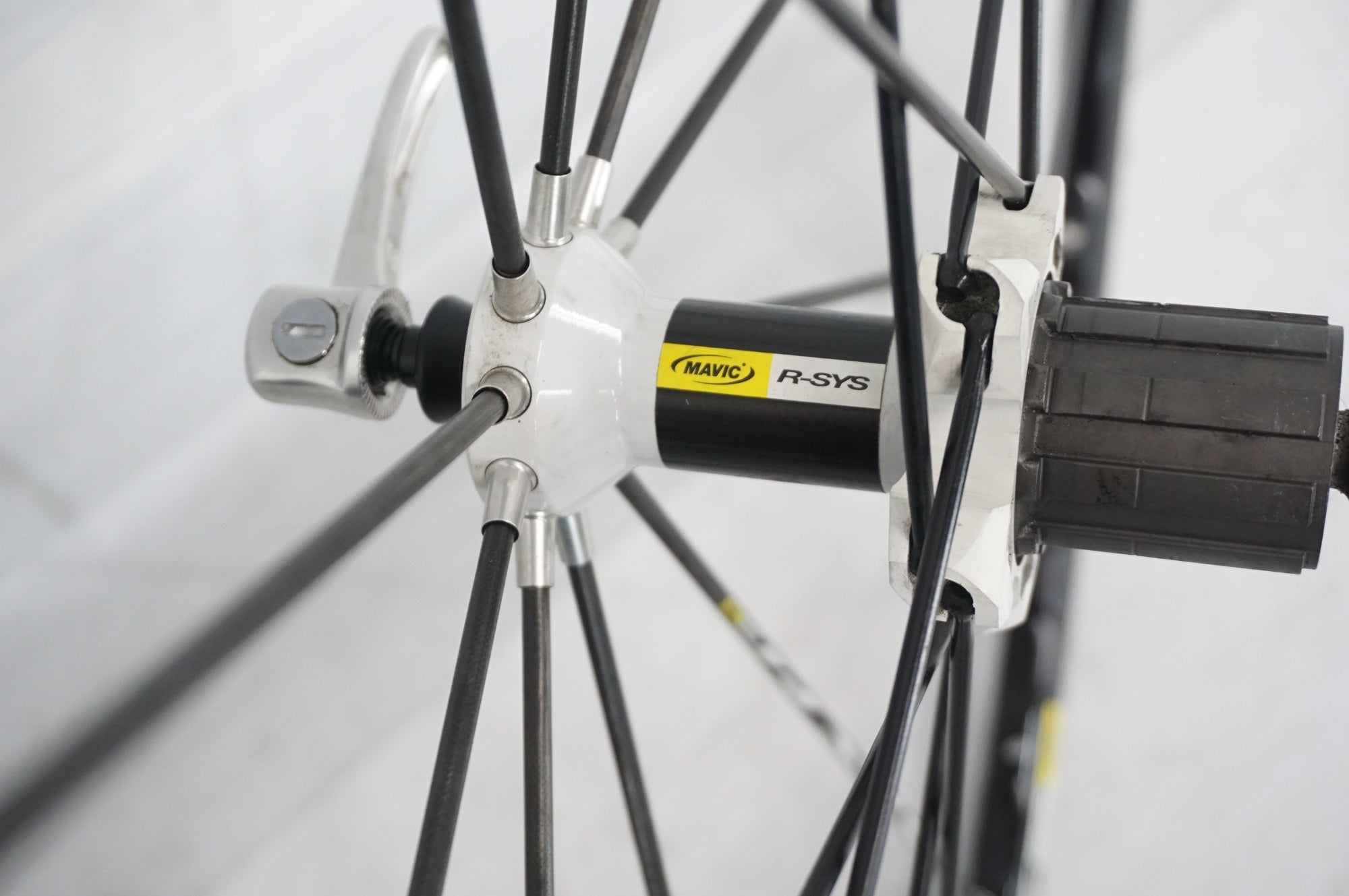 MAVIC 「マヴィック」 R-SYS シマノ11速 ホイールセット / 阪急塚口店