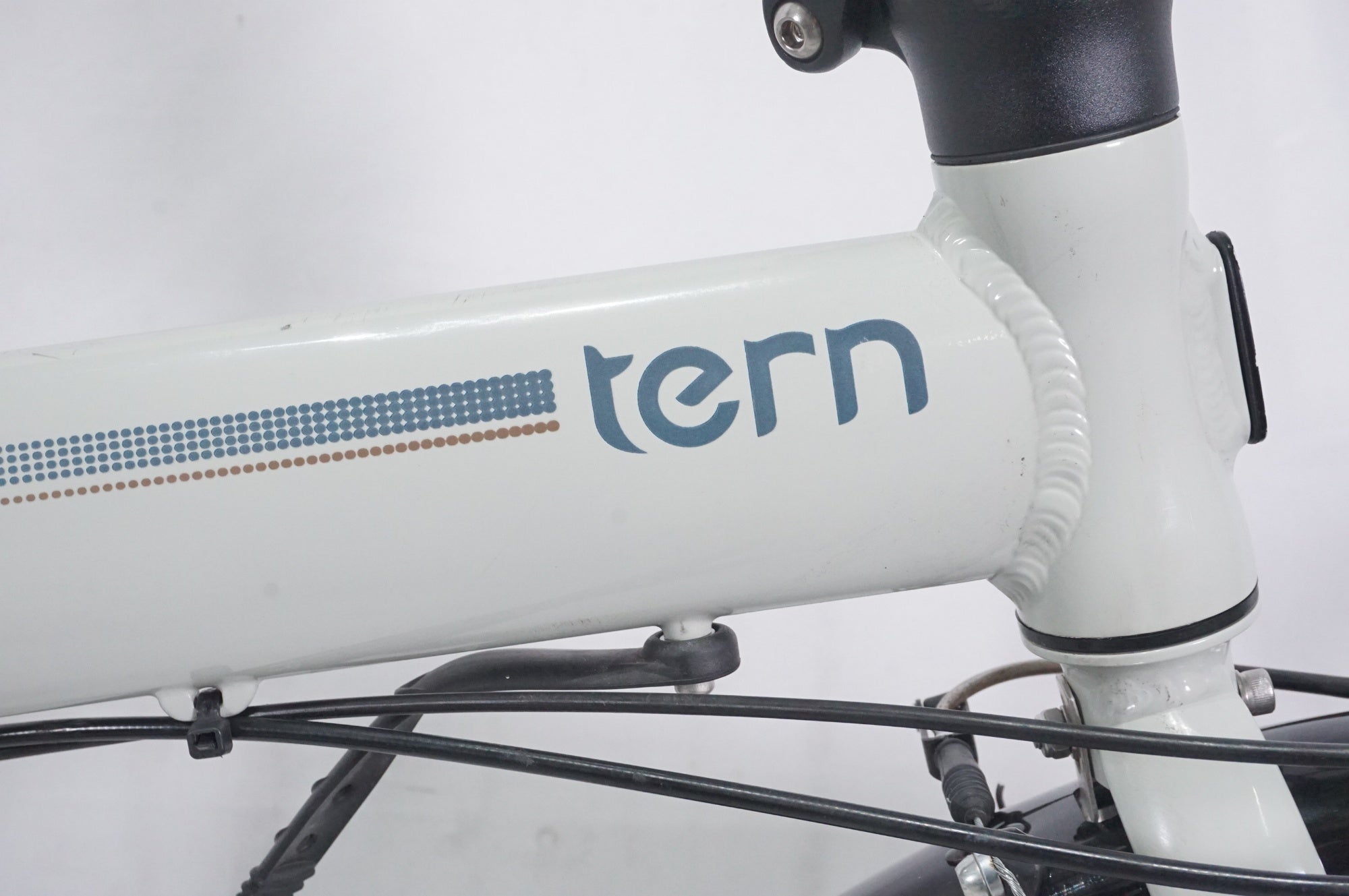 TERN 「ターン」　LINK D8 2022年モデル 折り畳み自転車  / AKIBA店