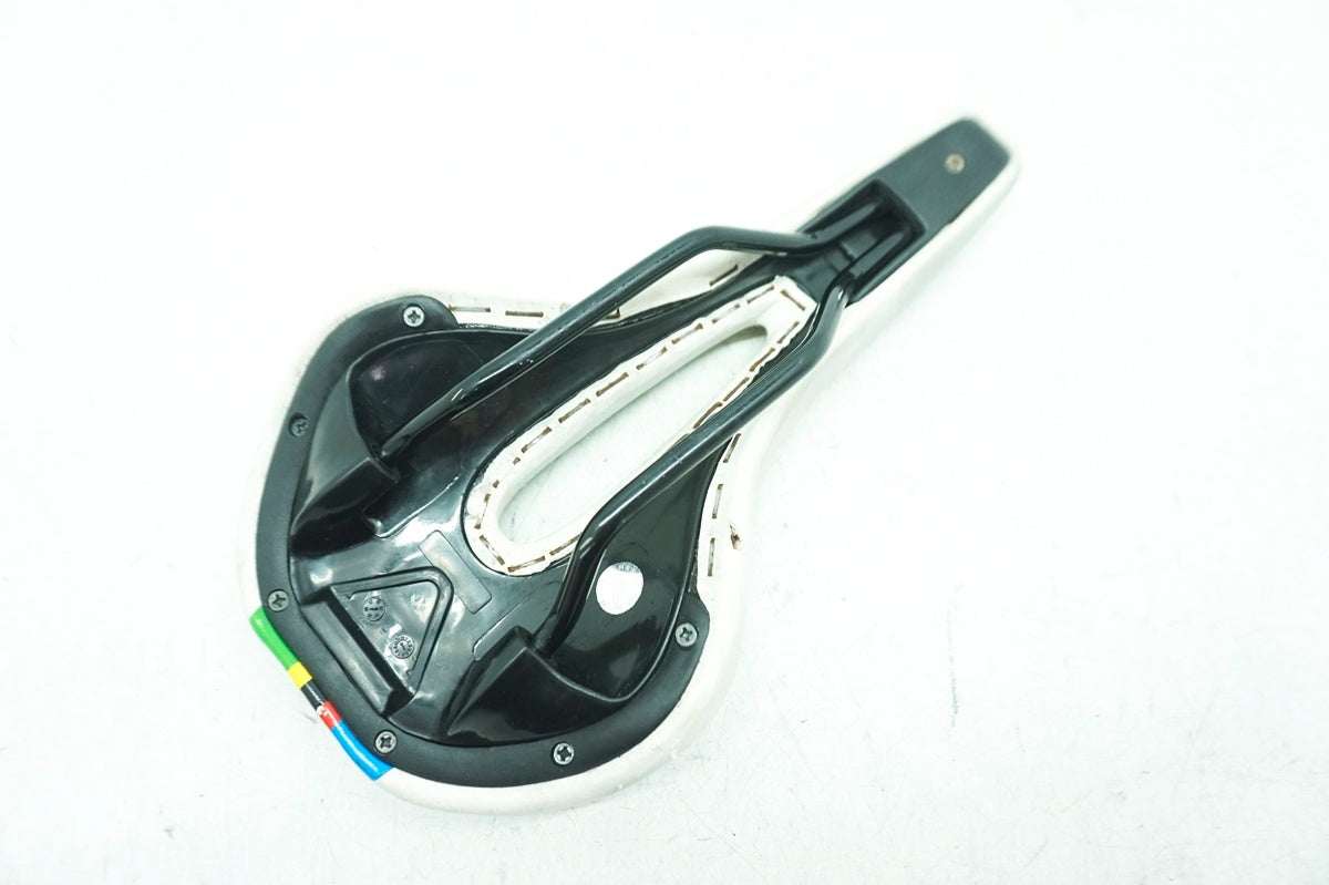 GORIX 「ゴリックス」 TOURING G100 サドル / 大阪門真店