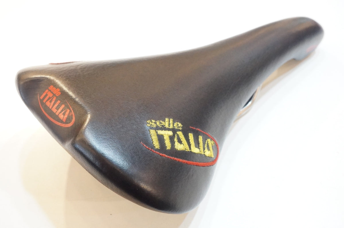 SELLE ITALIA 「セライタリア」 FLITE サドル / 浦和ベース
