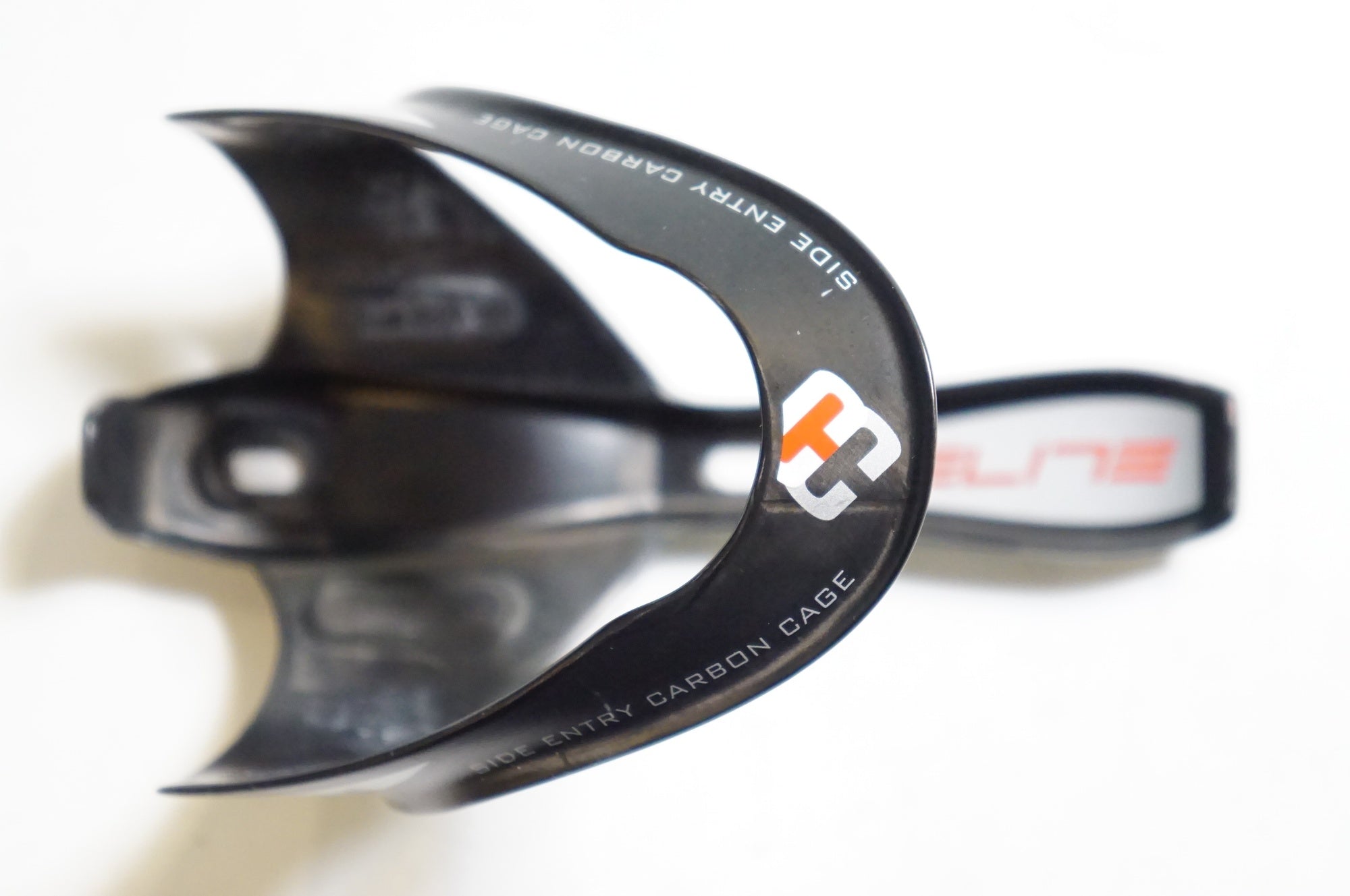 ELITE 「エリート」 CANNIBAL CARBON ボトルケージセット / 熊谷本店