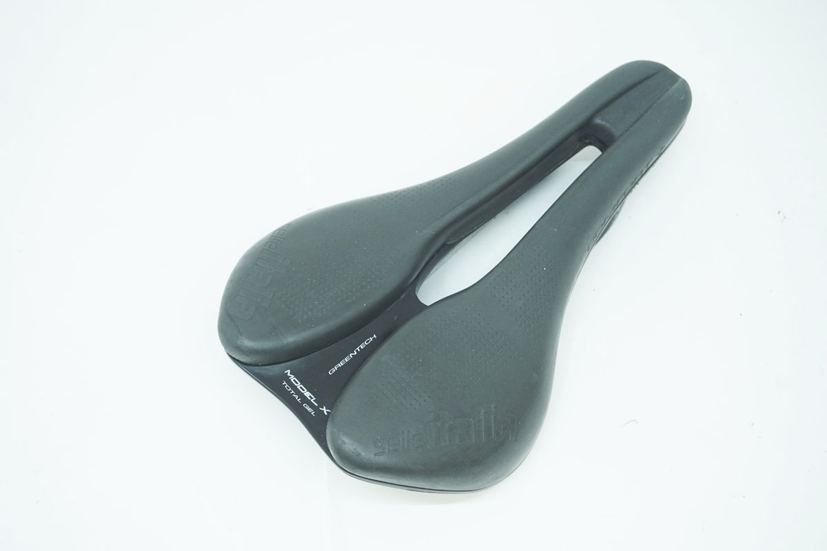 SELLE ITALIA 「セライタリア」 MODEL X COMFORT サドル / 大阪美原北インター店