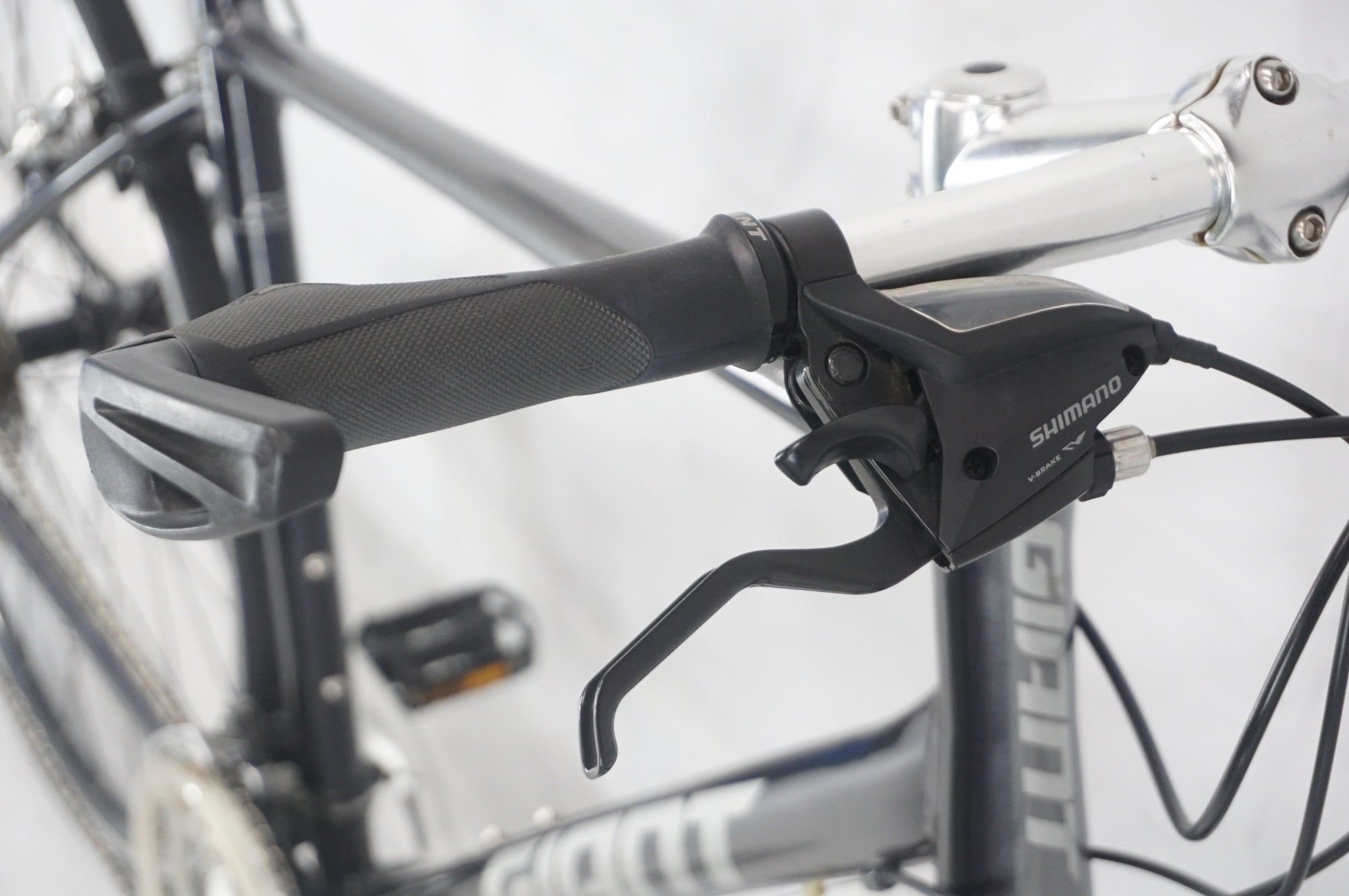 GIANT 「ジャイアント」 ESCAPE R3 2020年モデル クロスバイク / 阪急塚口店