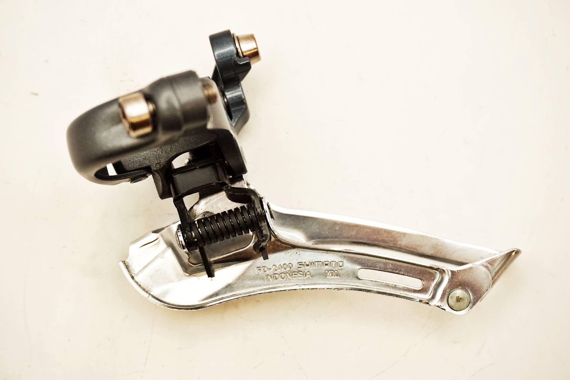 SHIMANO 「シマノ」 CLARIS FD-2400 フロントディレイラー
