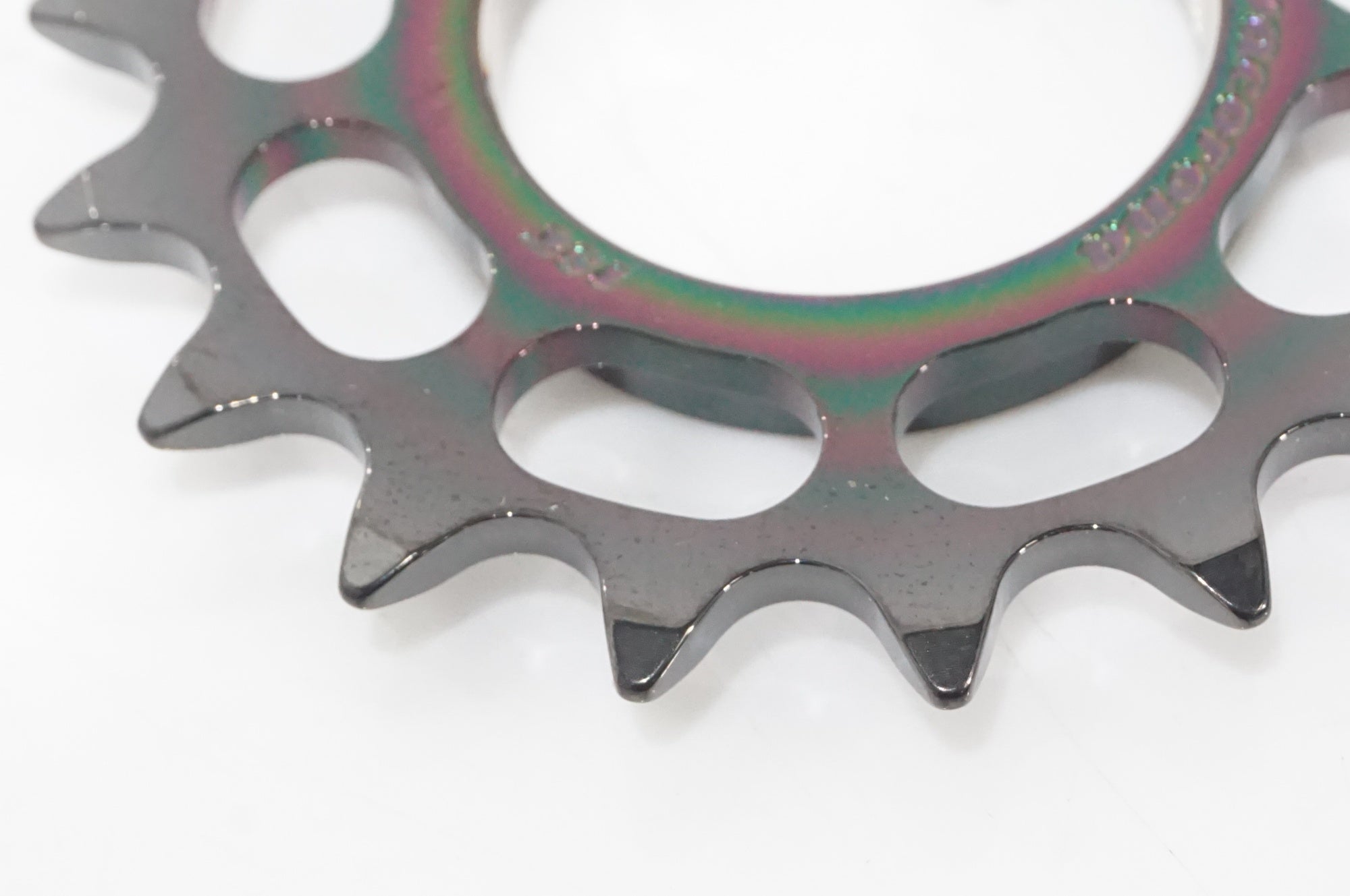 NOVACORONA 「ノバコローナ」 チタン 18T コグ / AKIBA店