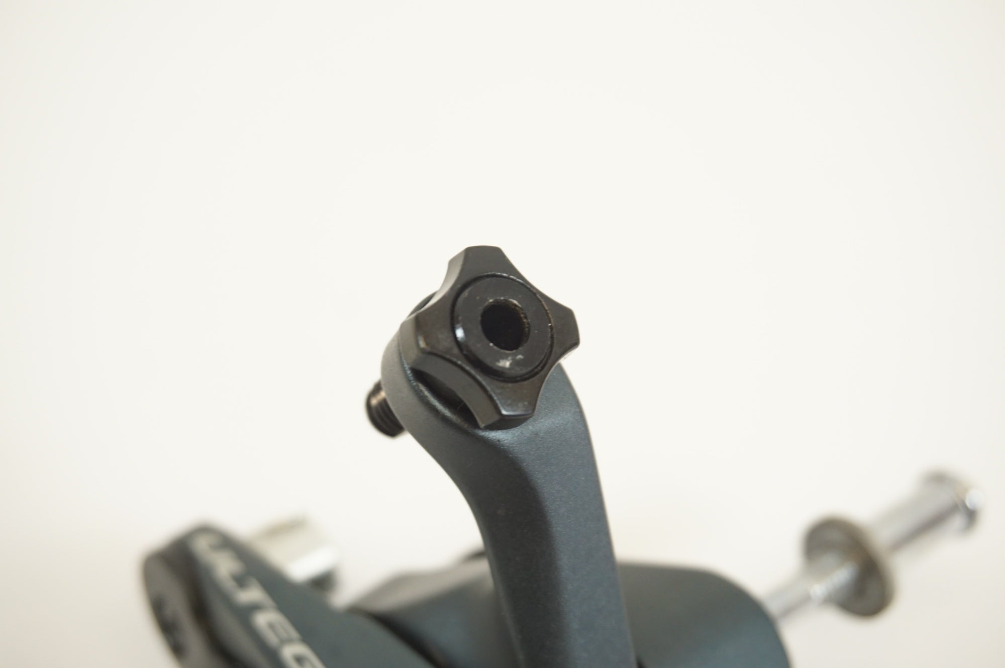 SHIMANO BR-R8000 ULTEGRA キャリパーブレーキ ULTEGRA DUAL-PIVOT BRAKE CALIPER