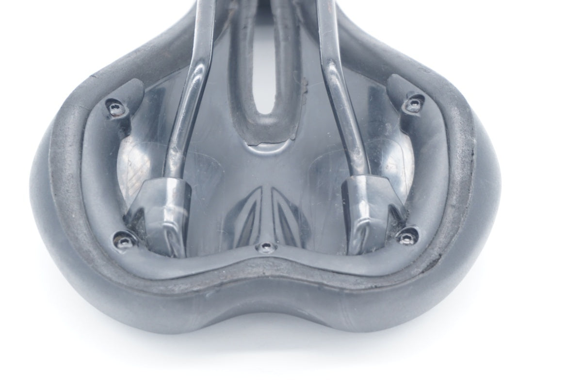 TIOGA 「タイオガ」 ACENTIA サドル / 滋賀大津店