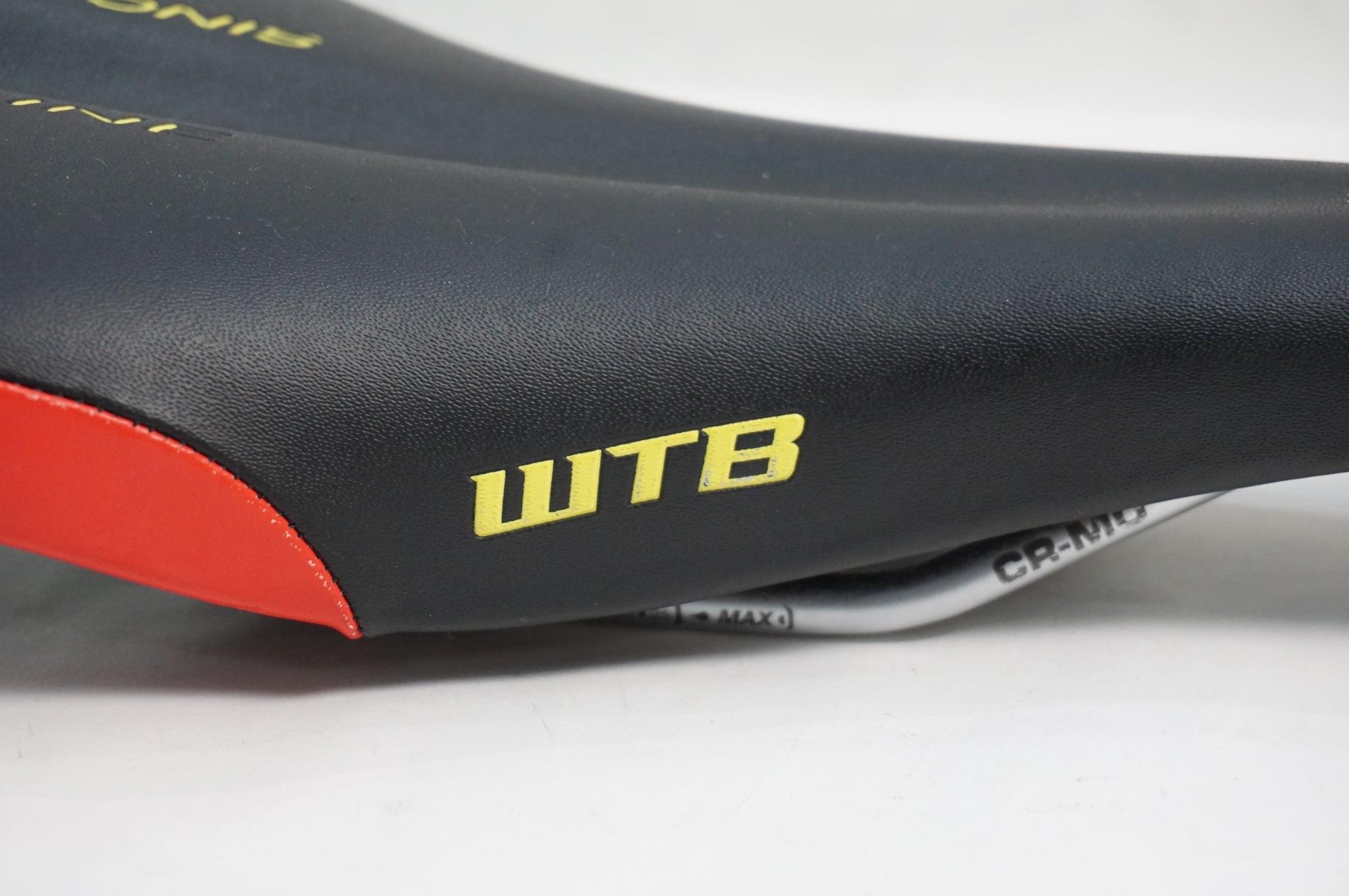 WTB 「ダブリューティービー」 SILVERADO サドル/ 川越店