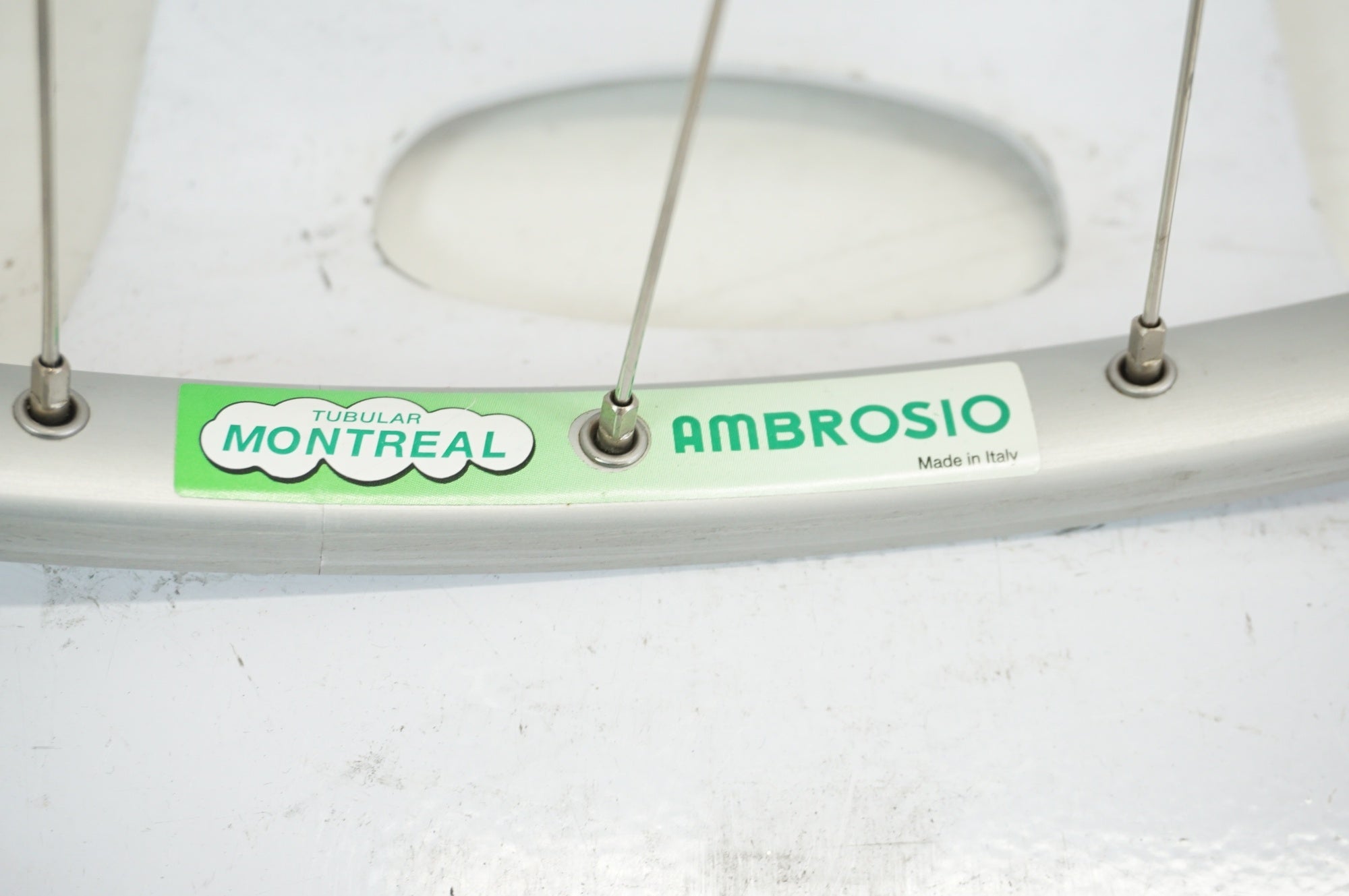 AMBROSIO 「アンブロッシオ」 リム GRAND BOIS ハブ カンパフリー 手組