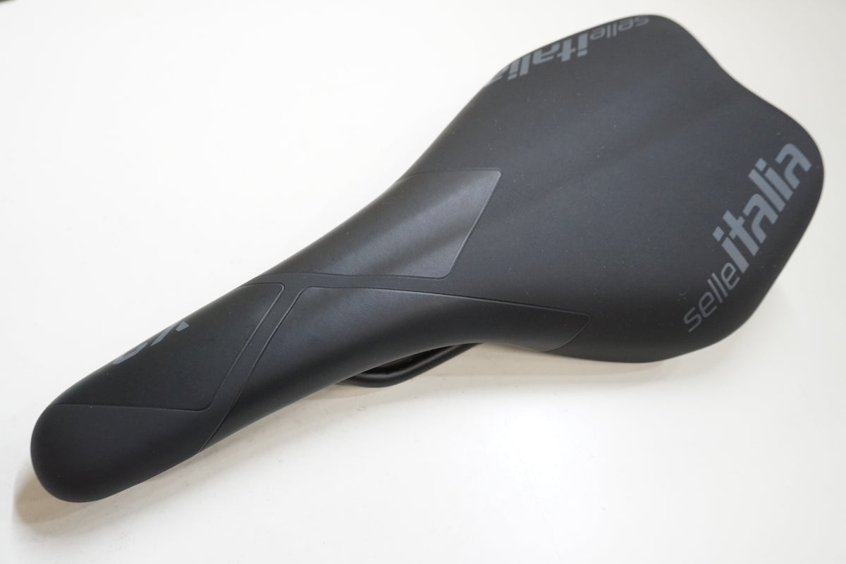 SELLE ITALIA 「セラ イタリア」 X3 サドル / 大宮店