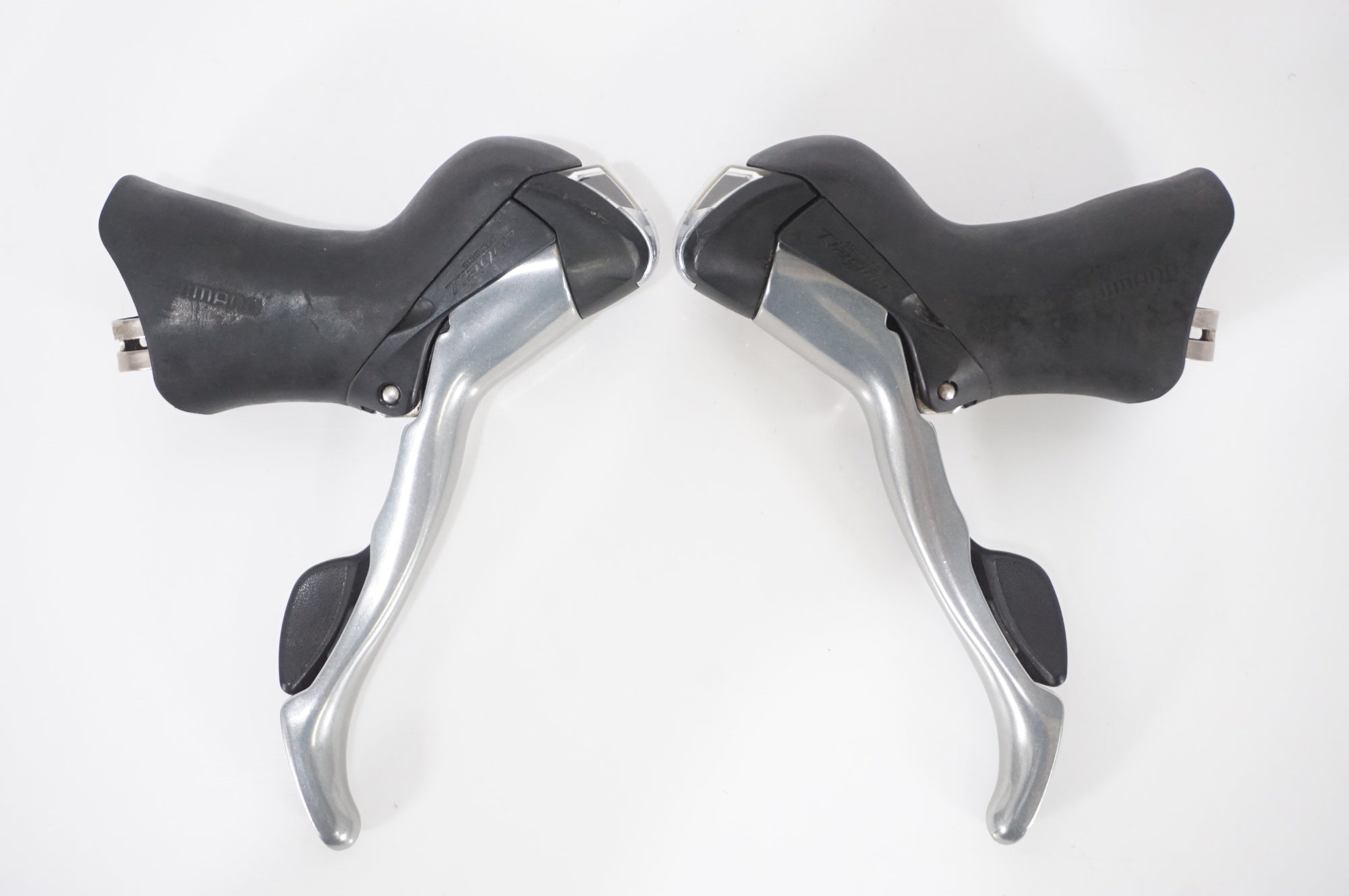 【駒&魂柱新調済】ノーラベル　中古バイオリン 4/4 美品　コンディション良好 SHIMANO 「シマノ」 TIAGRA ST-4600 デュアルコントロールレバー