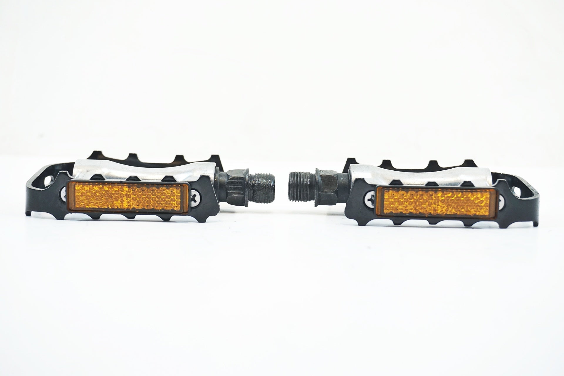 ノーブランド フラットペダル / 有明ガーデン店