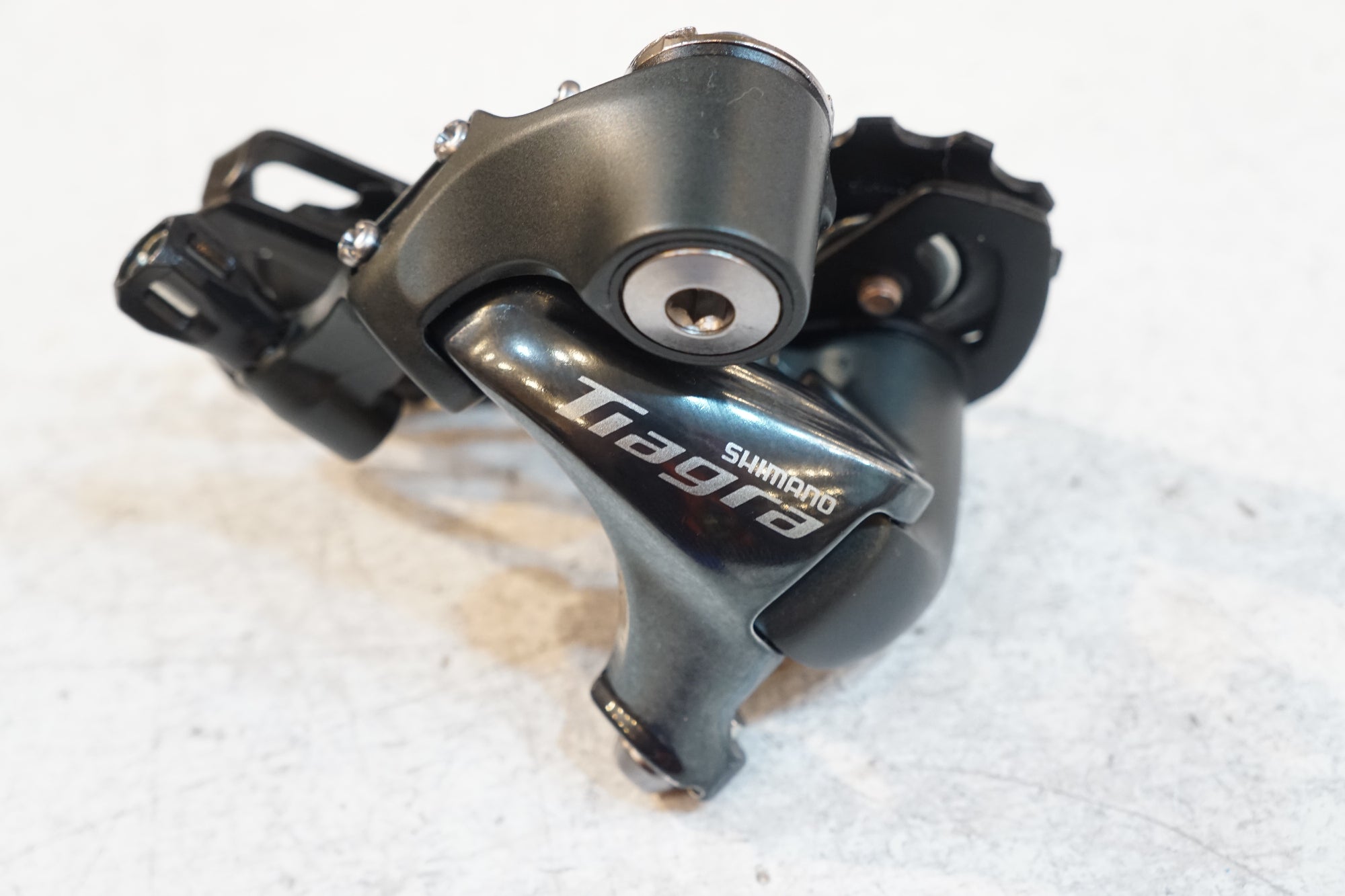 Shimano Tiagra47004700のフロントとリアディレイラーセット Shimano Tiagra47004700のフロントとリアディレイラーセット